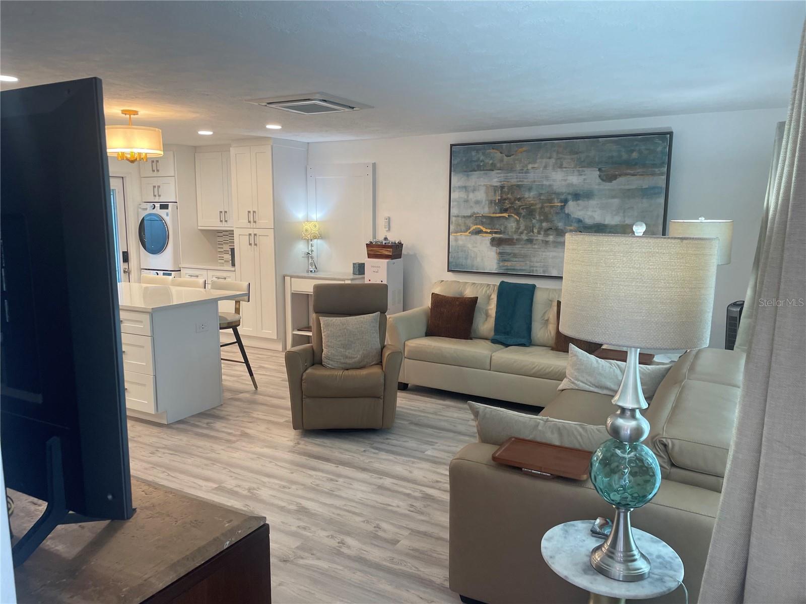 515 1ST AVE E, BRADENTON, FL, 34208