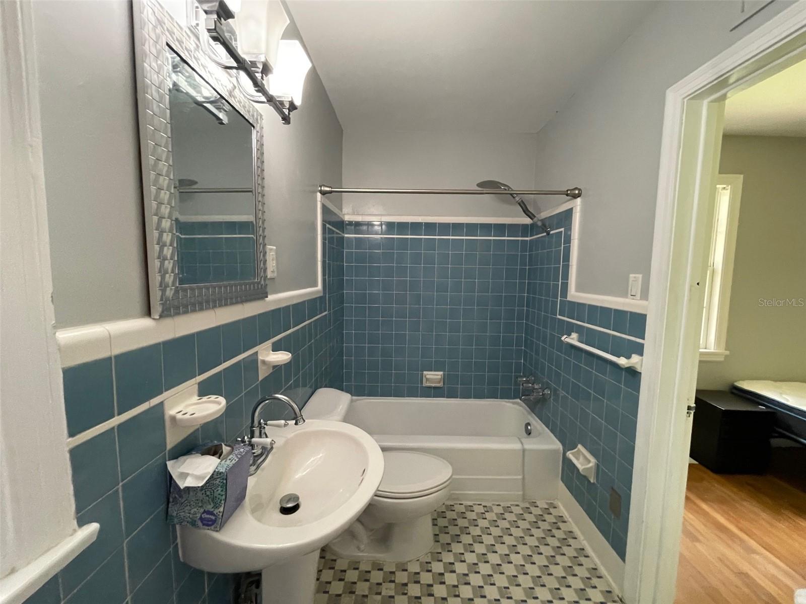 1403 NW 9TH AVE, GAINESVILLE, FL, 32605