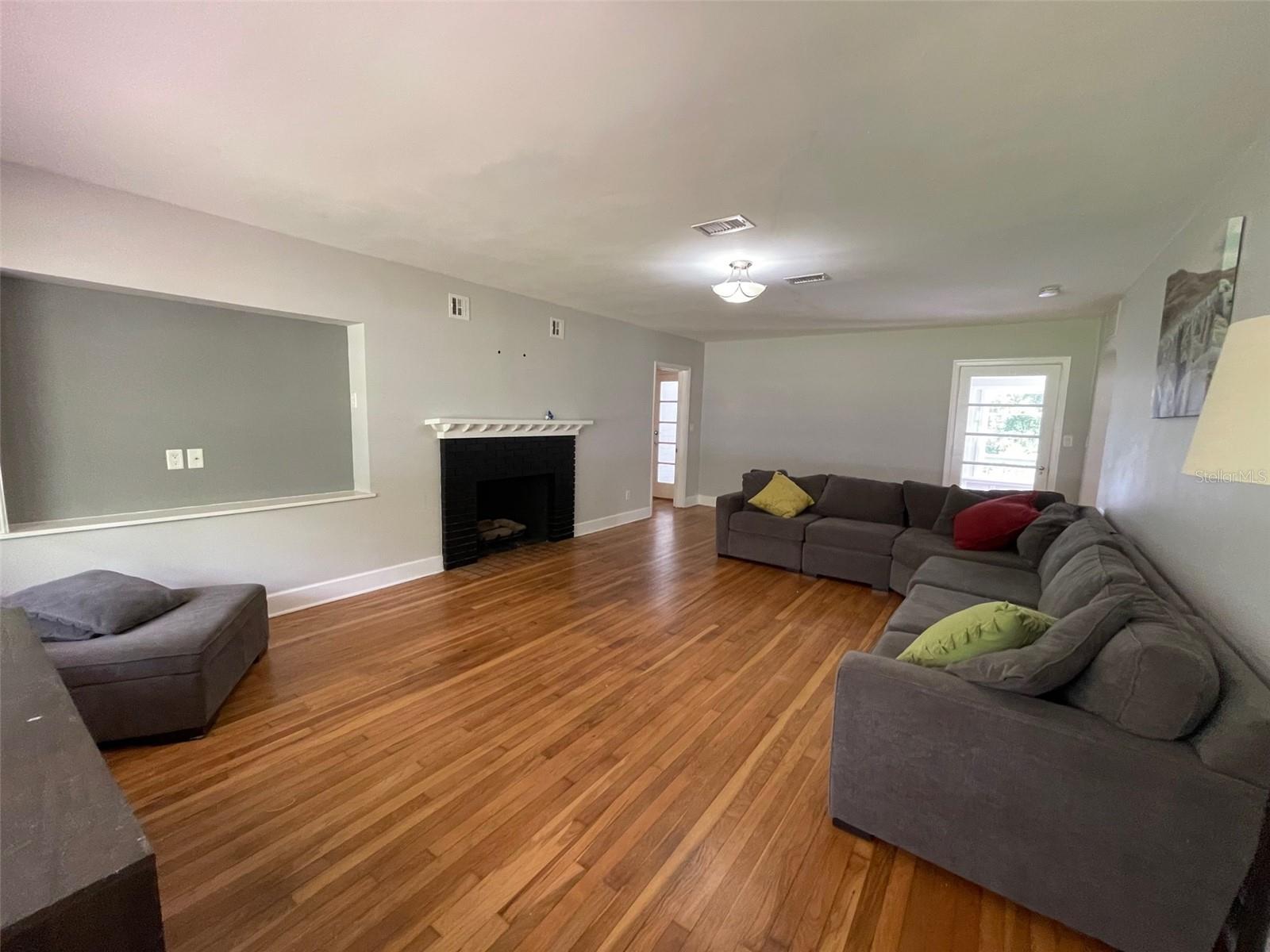 1403 NW 9TH AVE, GAINESVILLE, FL, 32605