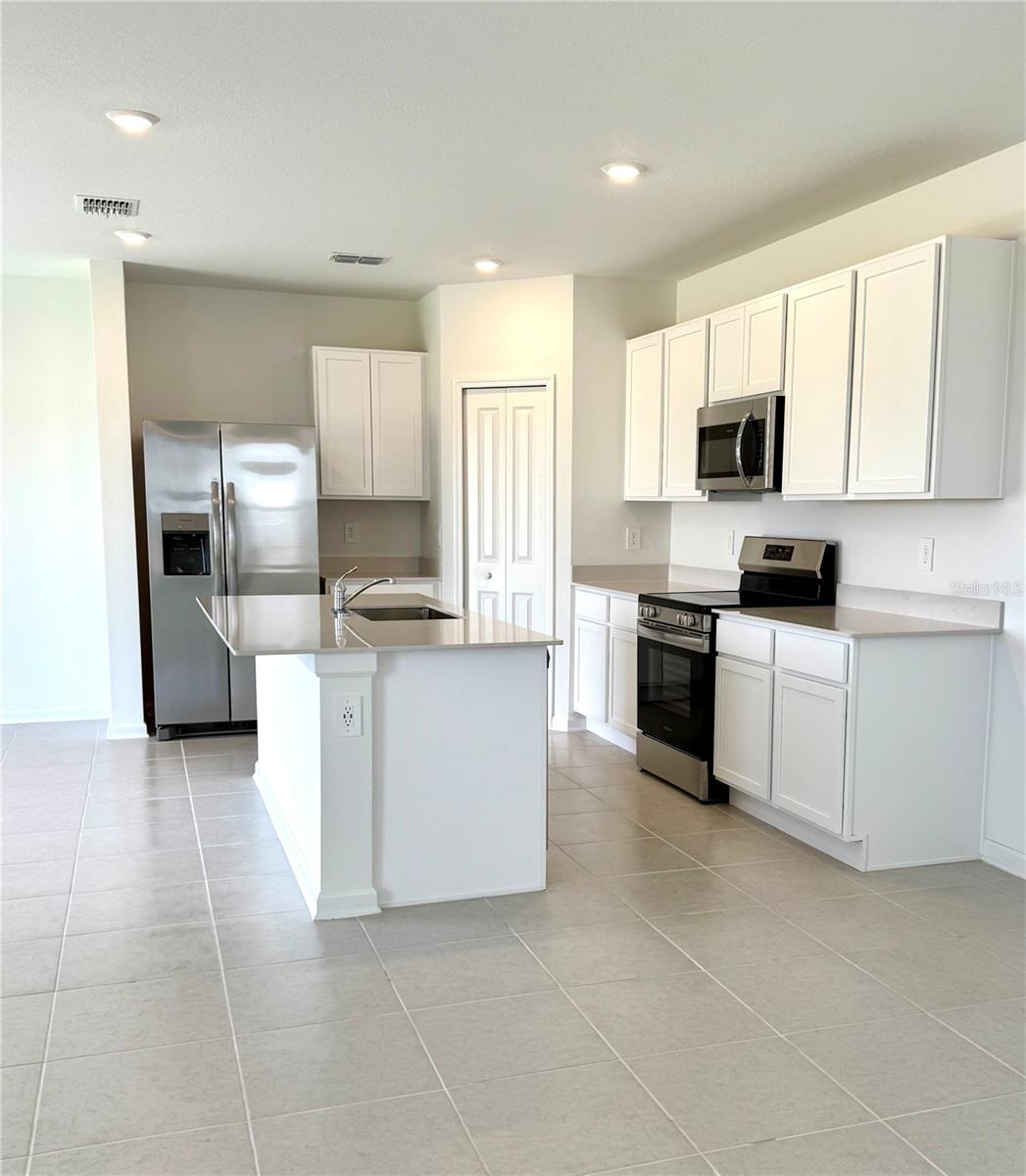 3430 HOWELL DR, LAKE WALES, FL, 33853