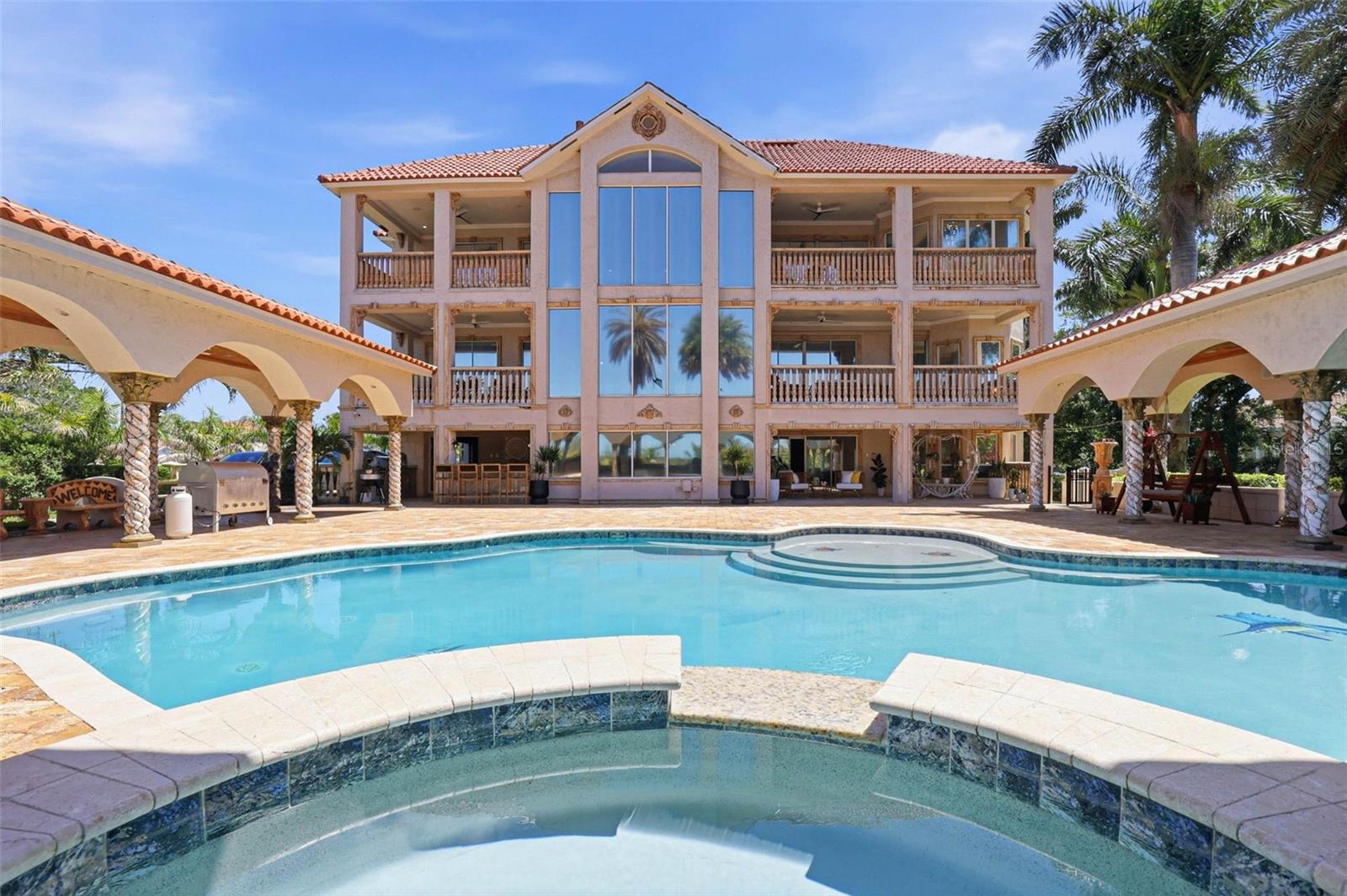 4908 TROYDALE RD, TAMPA, FL, 33615