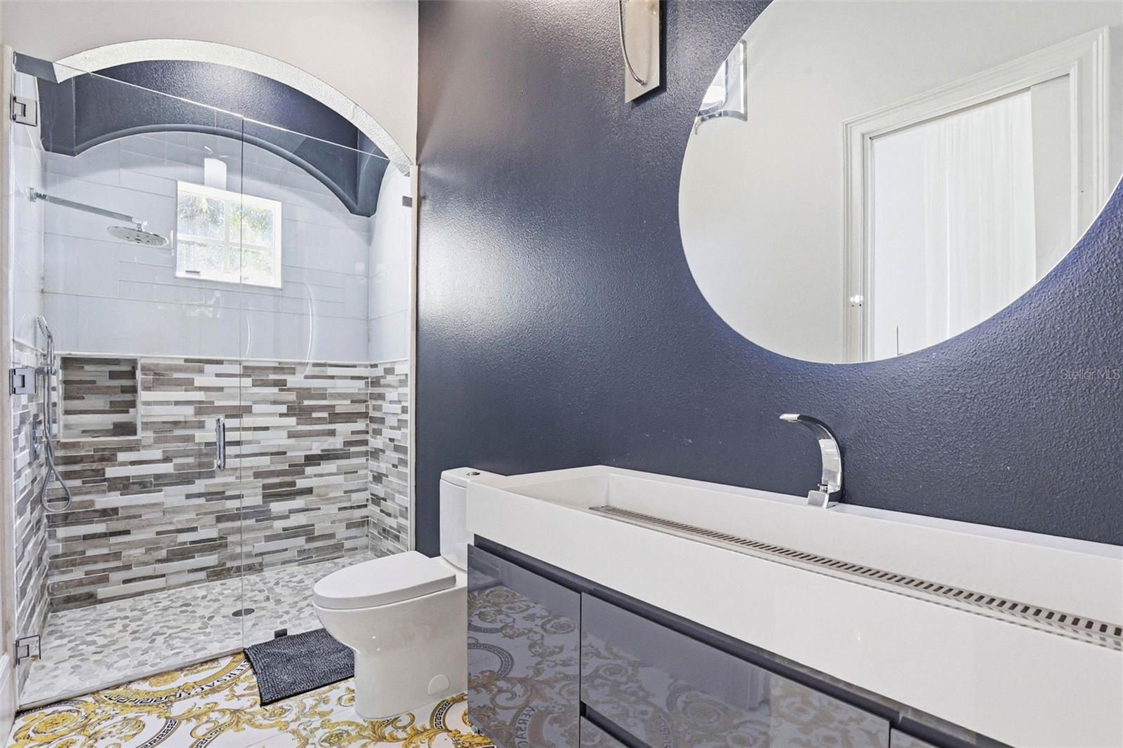 4908 TROYDALE RD, TAMPA, FL, 33615