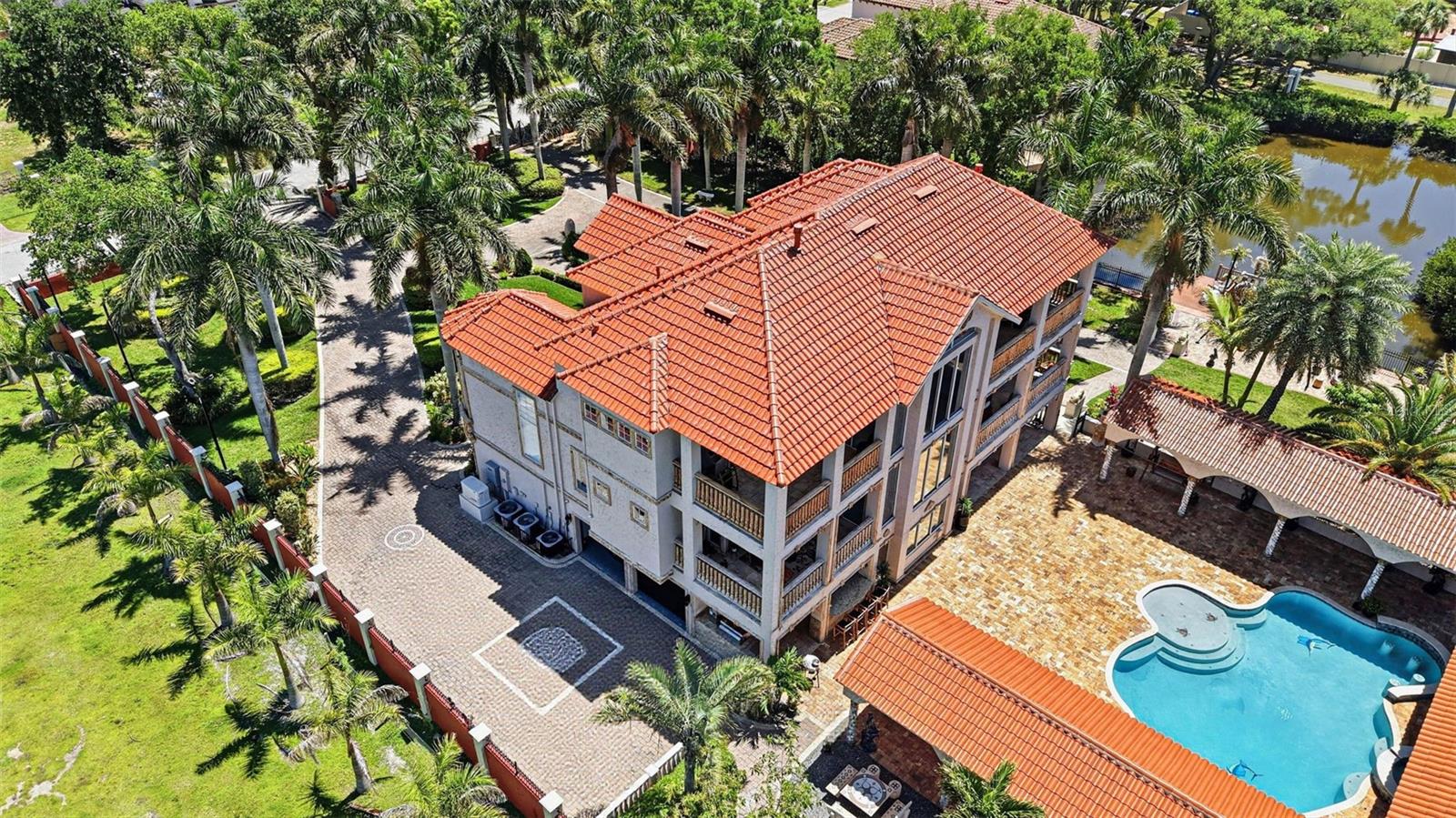 4908 TROYDALE RD, TAMPA, FL, 33615