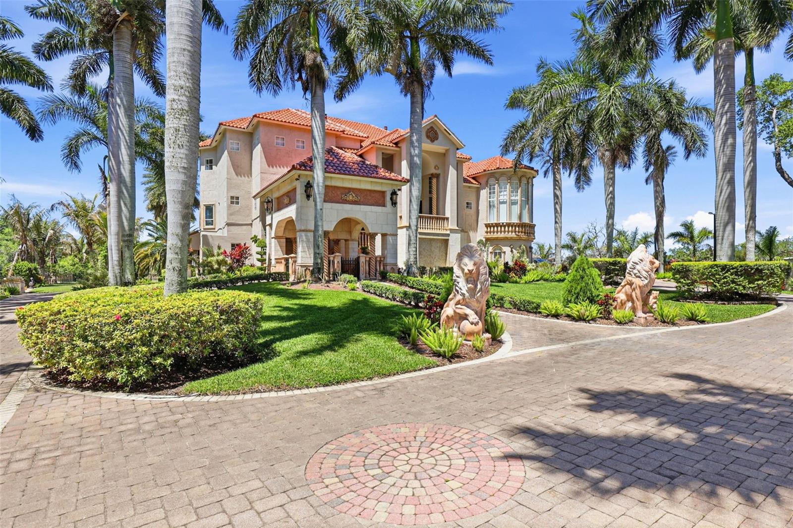 4908 TROYDALE RD, TAMPA, FL, 33615