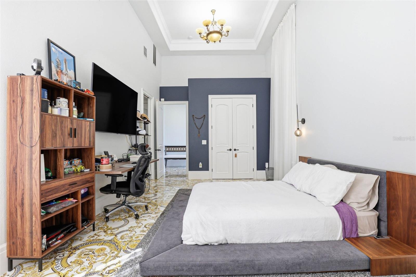 4908 TROYDALE RD, TAMPA, FL, 33615