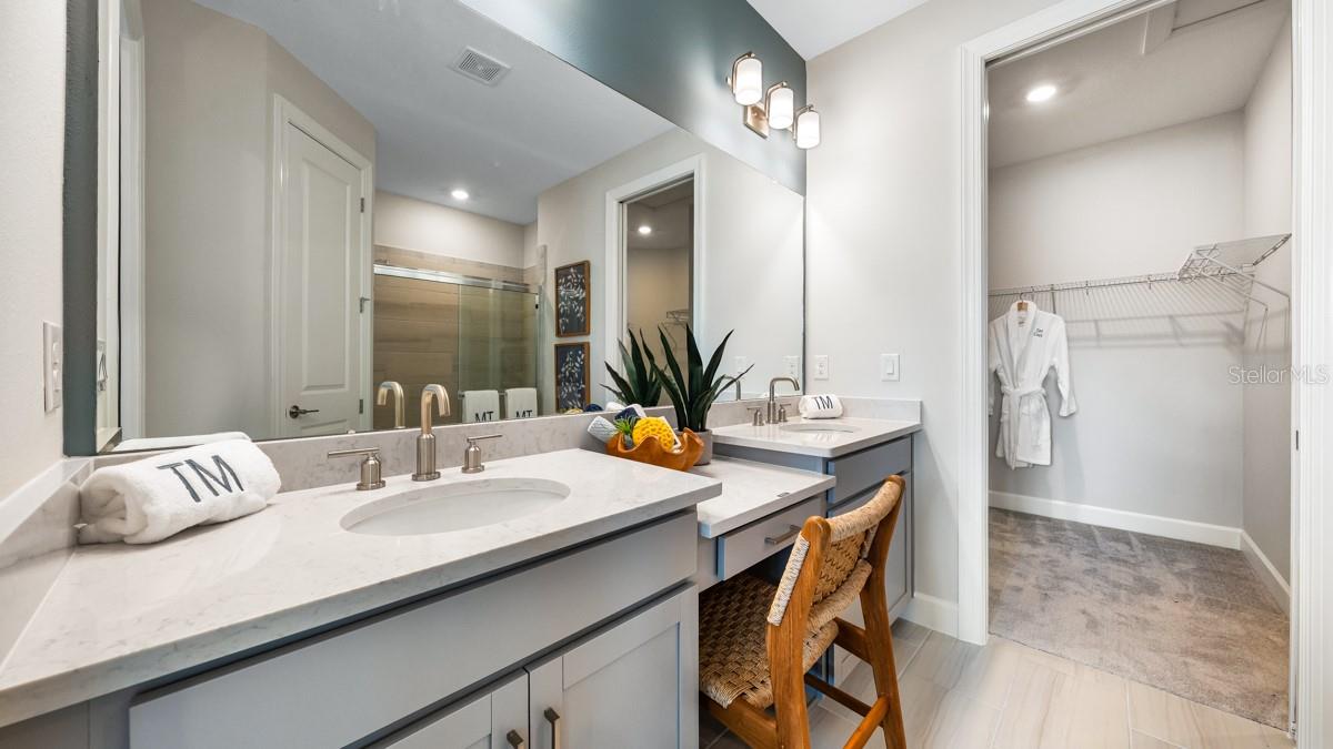 3845 FRACCARETA WAY, WESLEY CHAPEL, FL, 33543