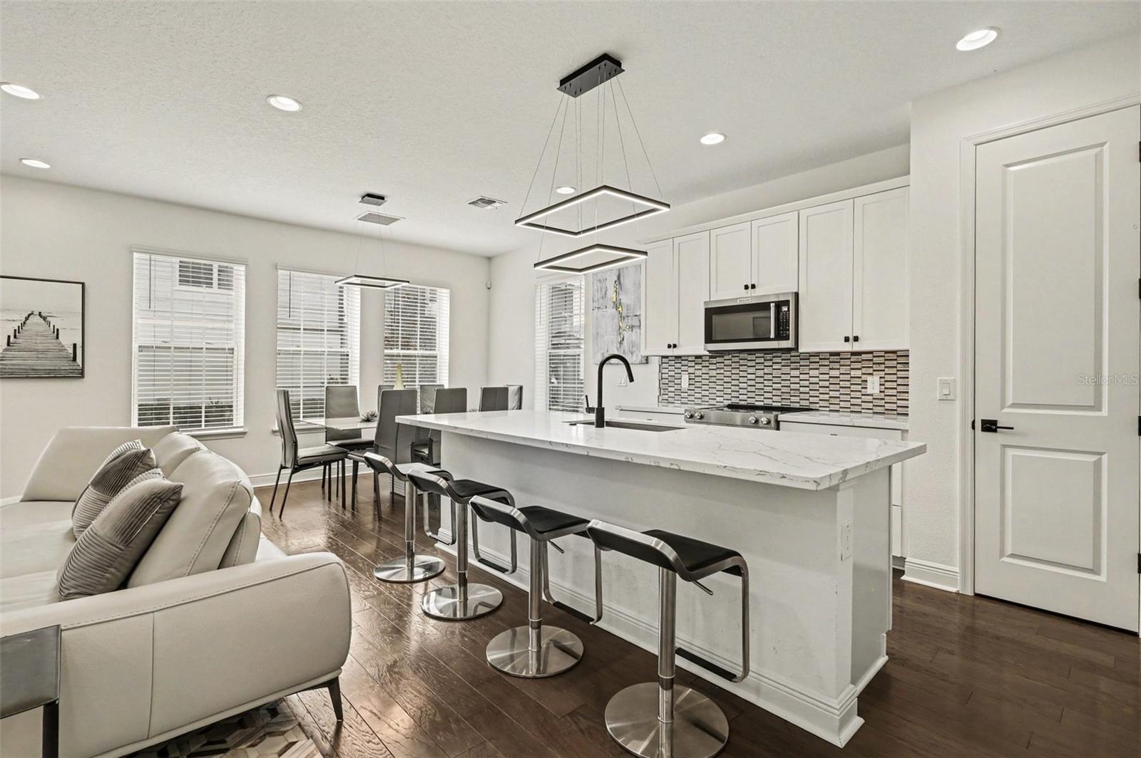 8274 NEMOURS PKWY, ORLANDO, FL, 32827