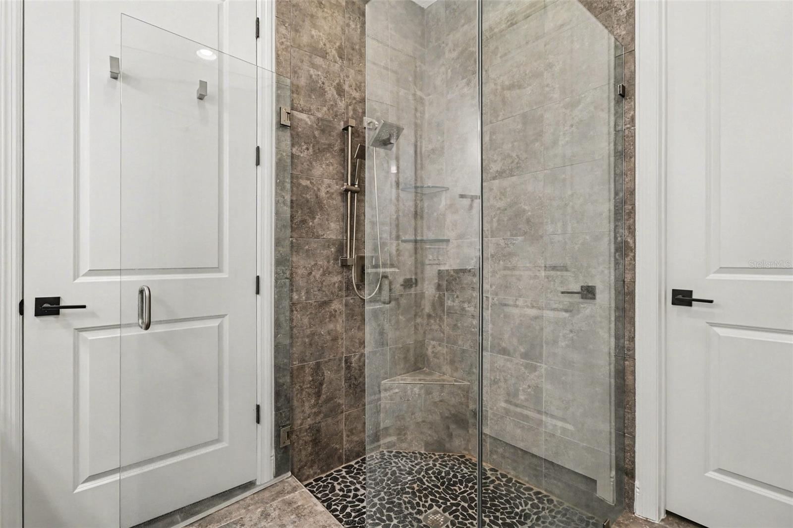 8274 NEMOURS PKWY, ORLANDO, FL, 32827