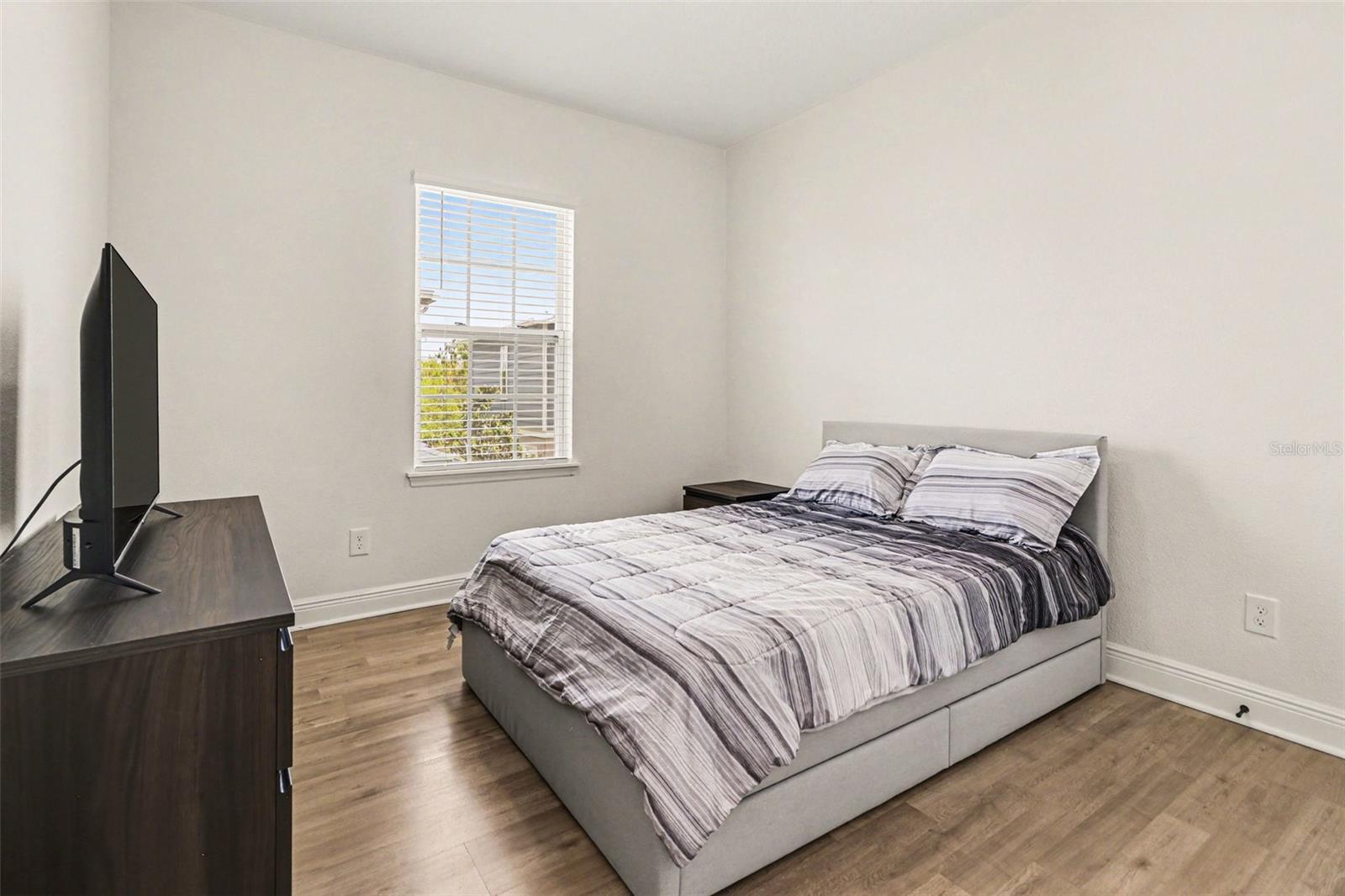 8274 NEMOURS PKWY, ORLANDO, FL, 32827