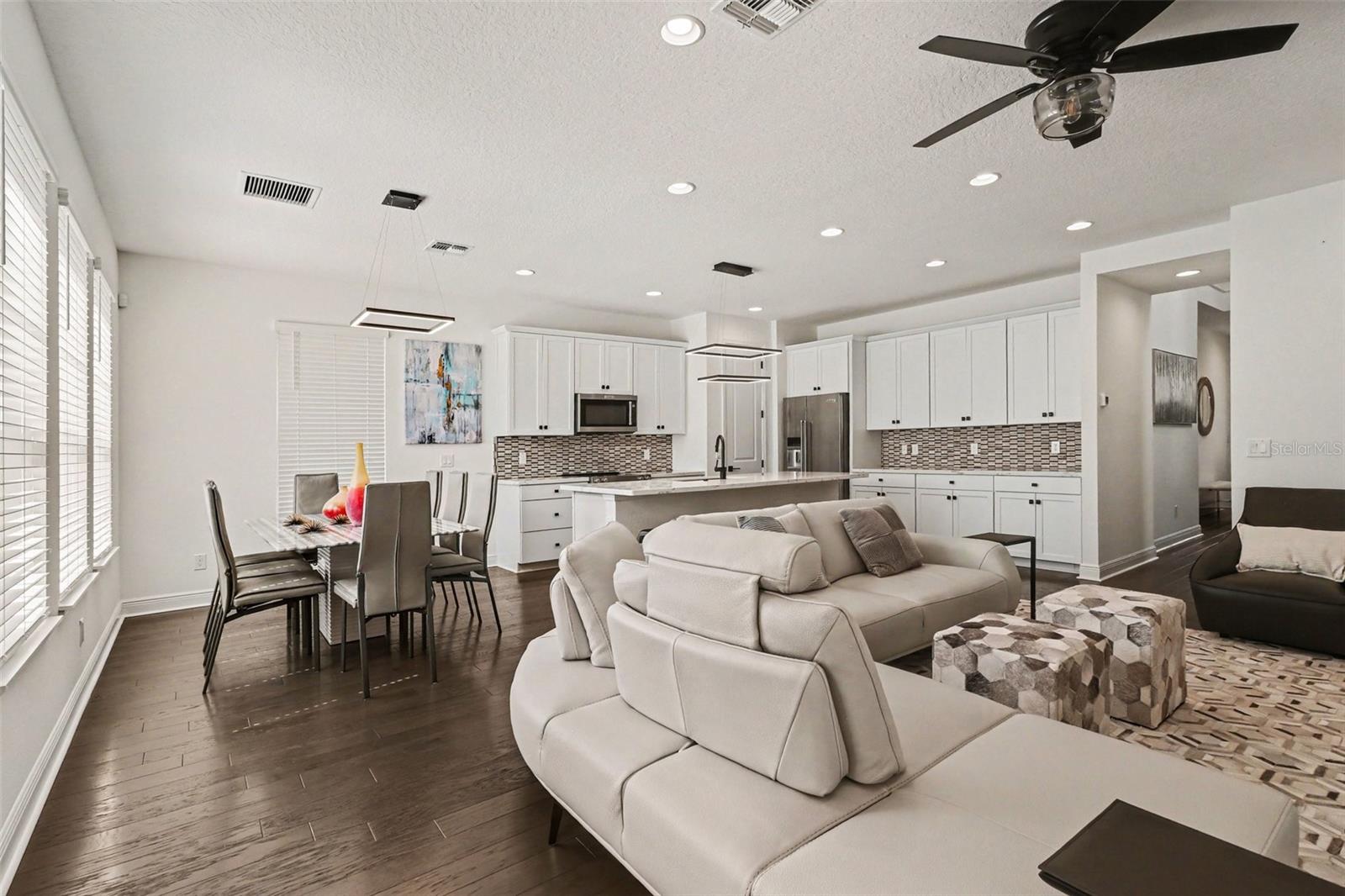 8274 NEMOURS PKWY, ORLANDO, FL, 32827