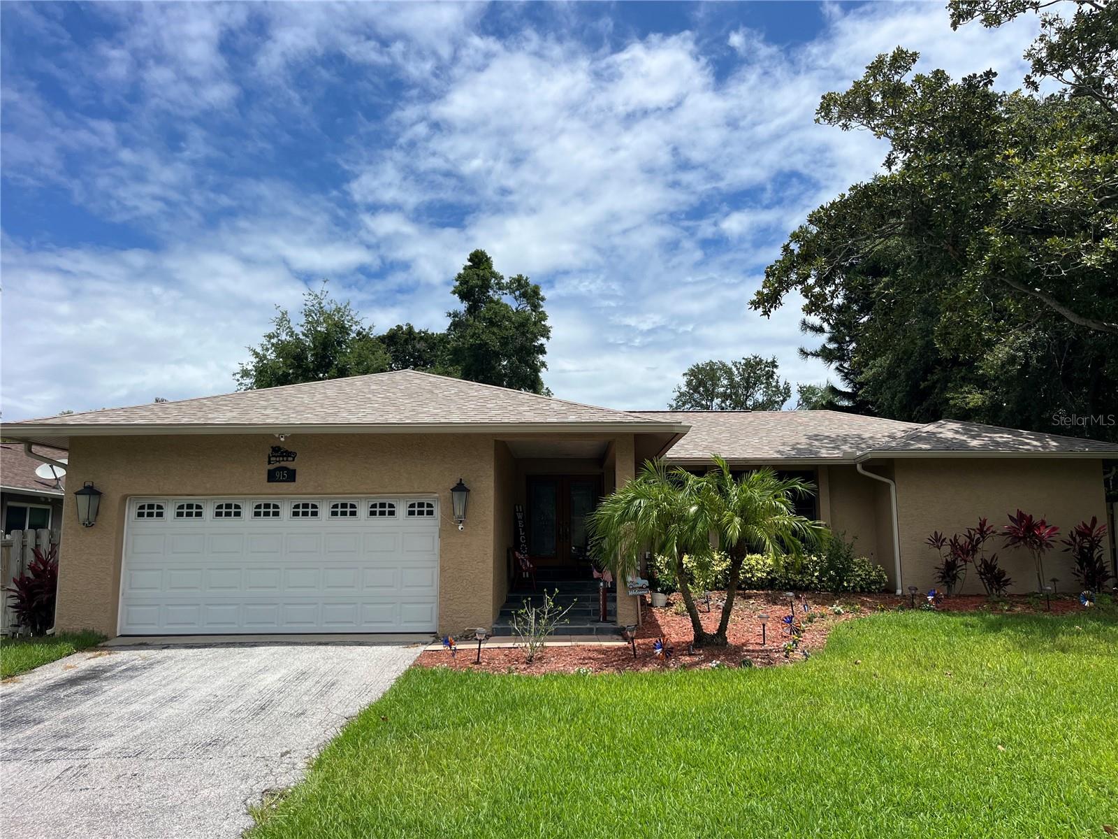 915 ROLLING HILLS DR, PALM HARBOR, FL, 34683