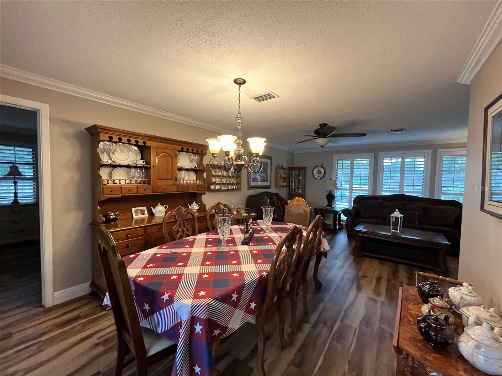 915 ROLLING HILLS DR, PALM HARBOR, FL, 34683