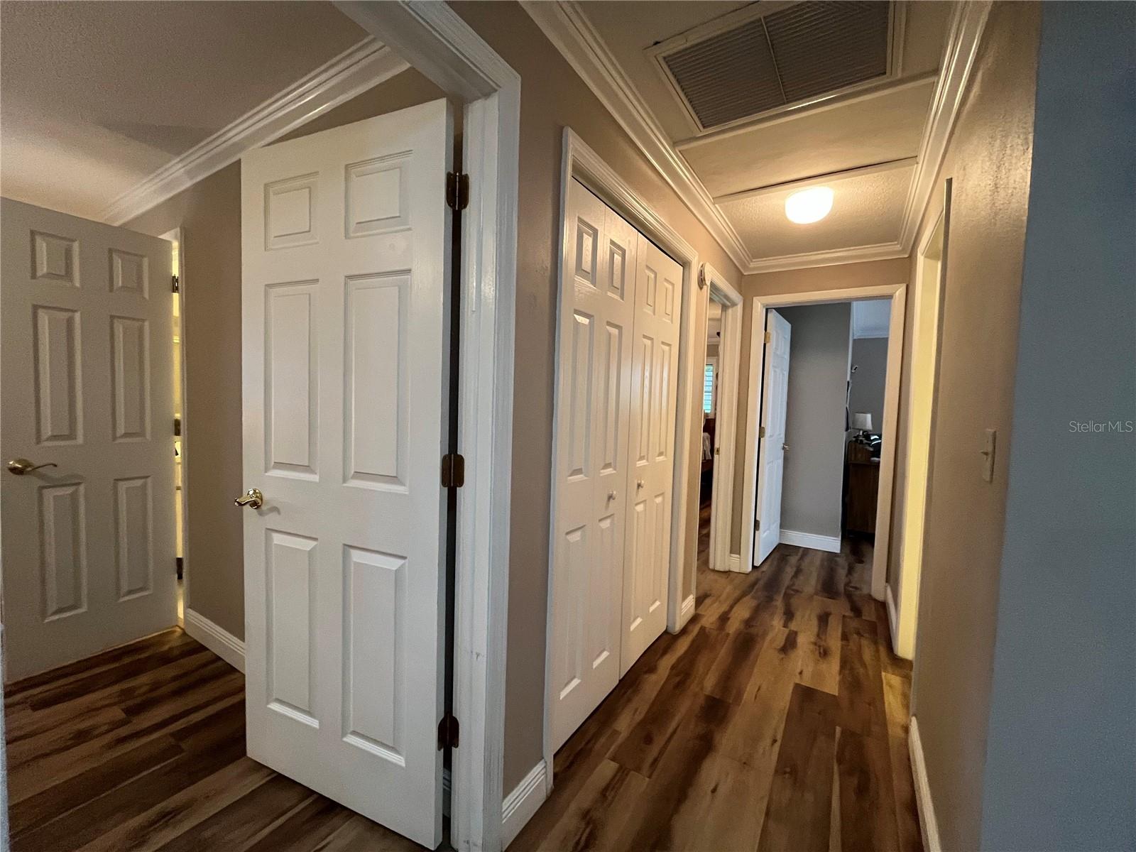 915 ROLLING HILLS DR, PALM HARBOR, FL, 34683