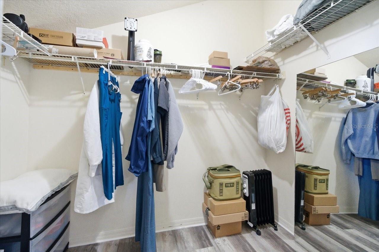 5007 SUNRIDGE PALMS DR, TAMPA, FL, 33617