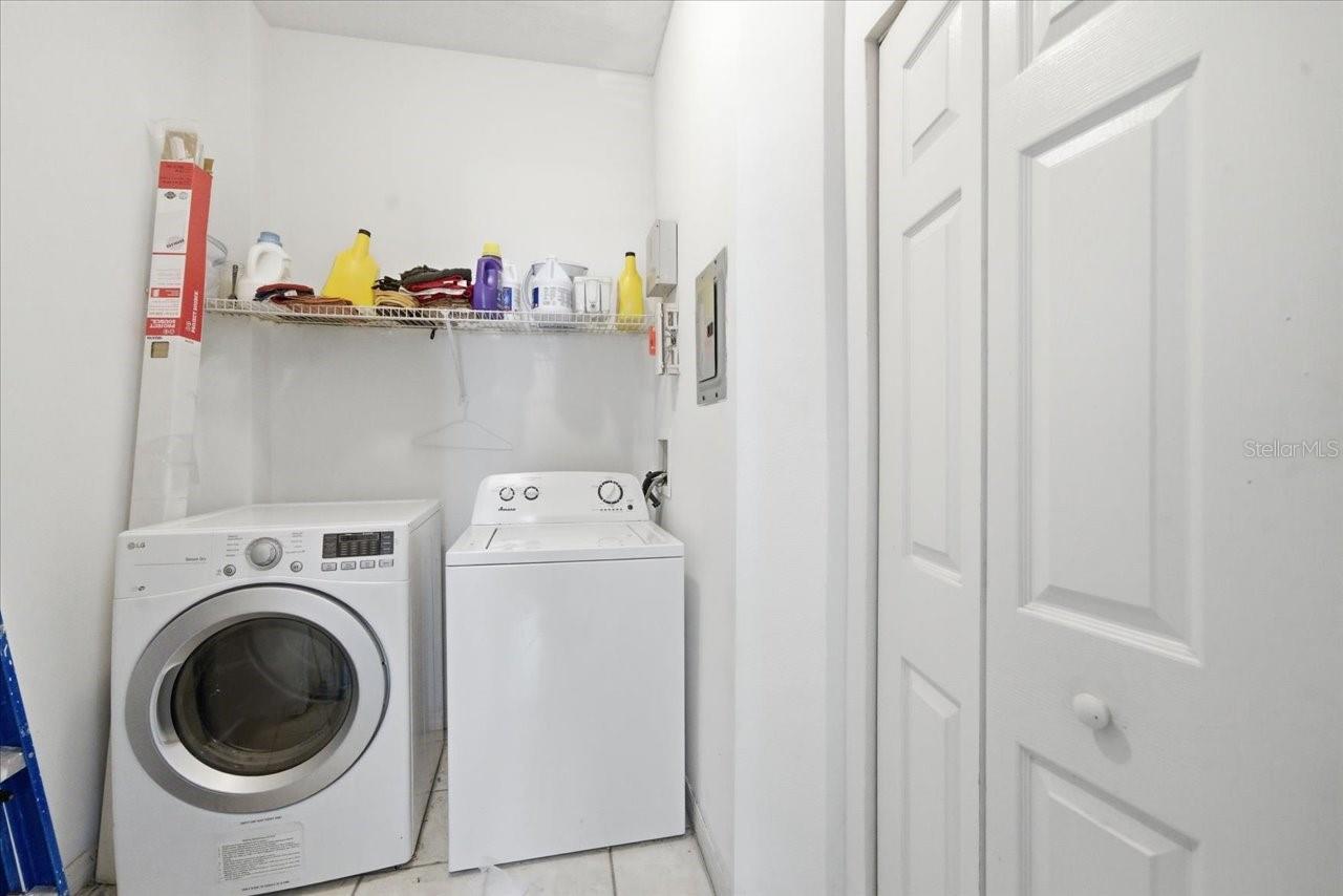 5007 SUNRIDGE PALMS DR, TAMPA, FL, 33617