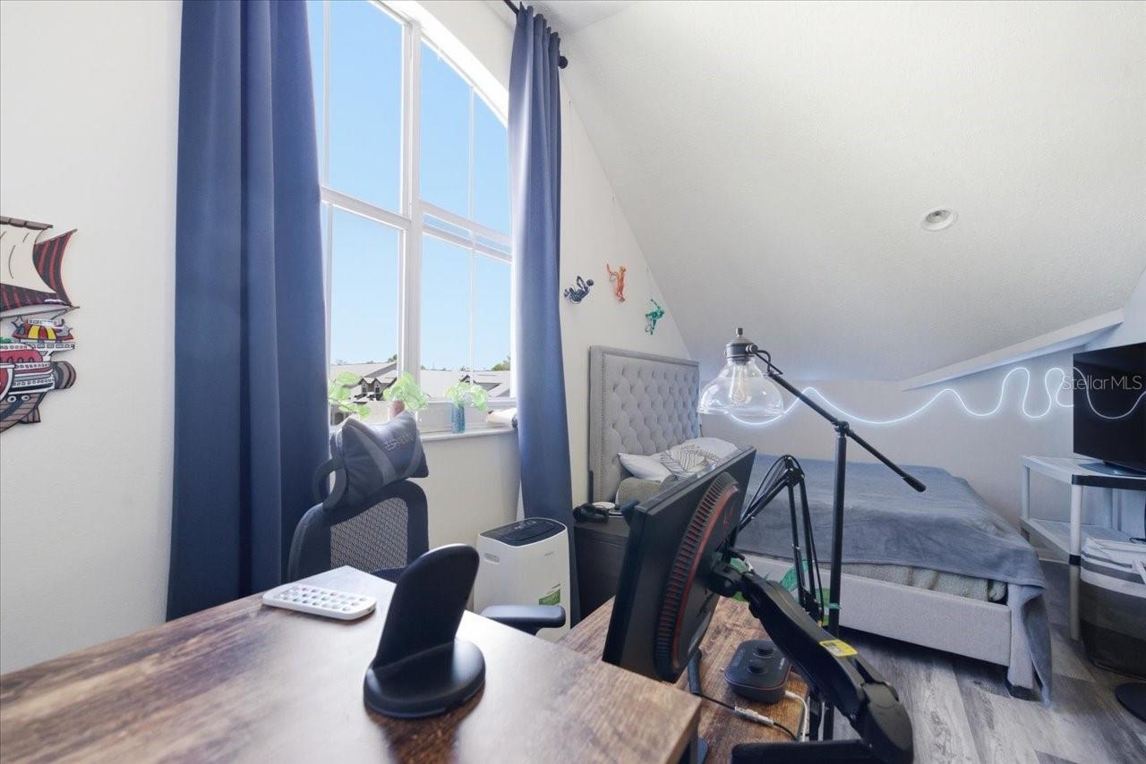 5007 SUNRIDGE PALMS DR, TAMPA, FL, 33617