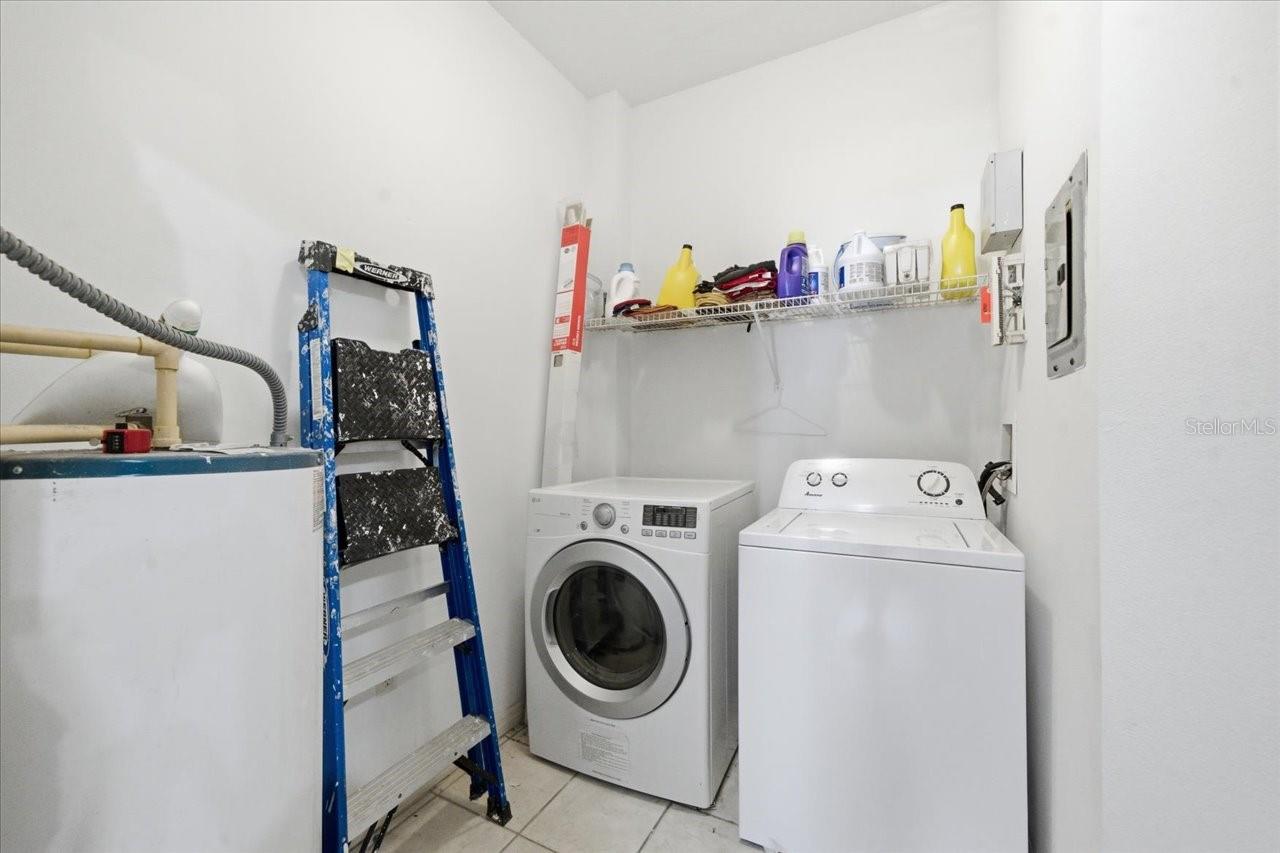 5007 SUNRIDGE PALMS DR, TAMPA, FL, 33617