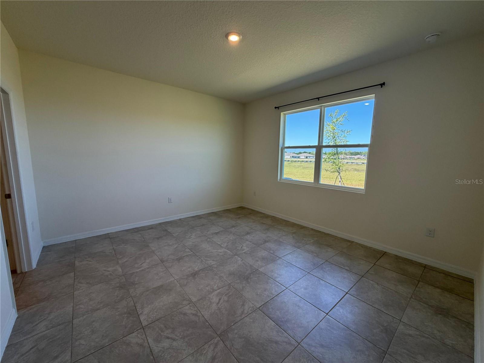 8589 PINECREST TRL, WILDWOOD, FL, 34785