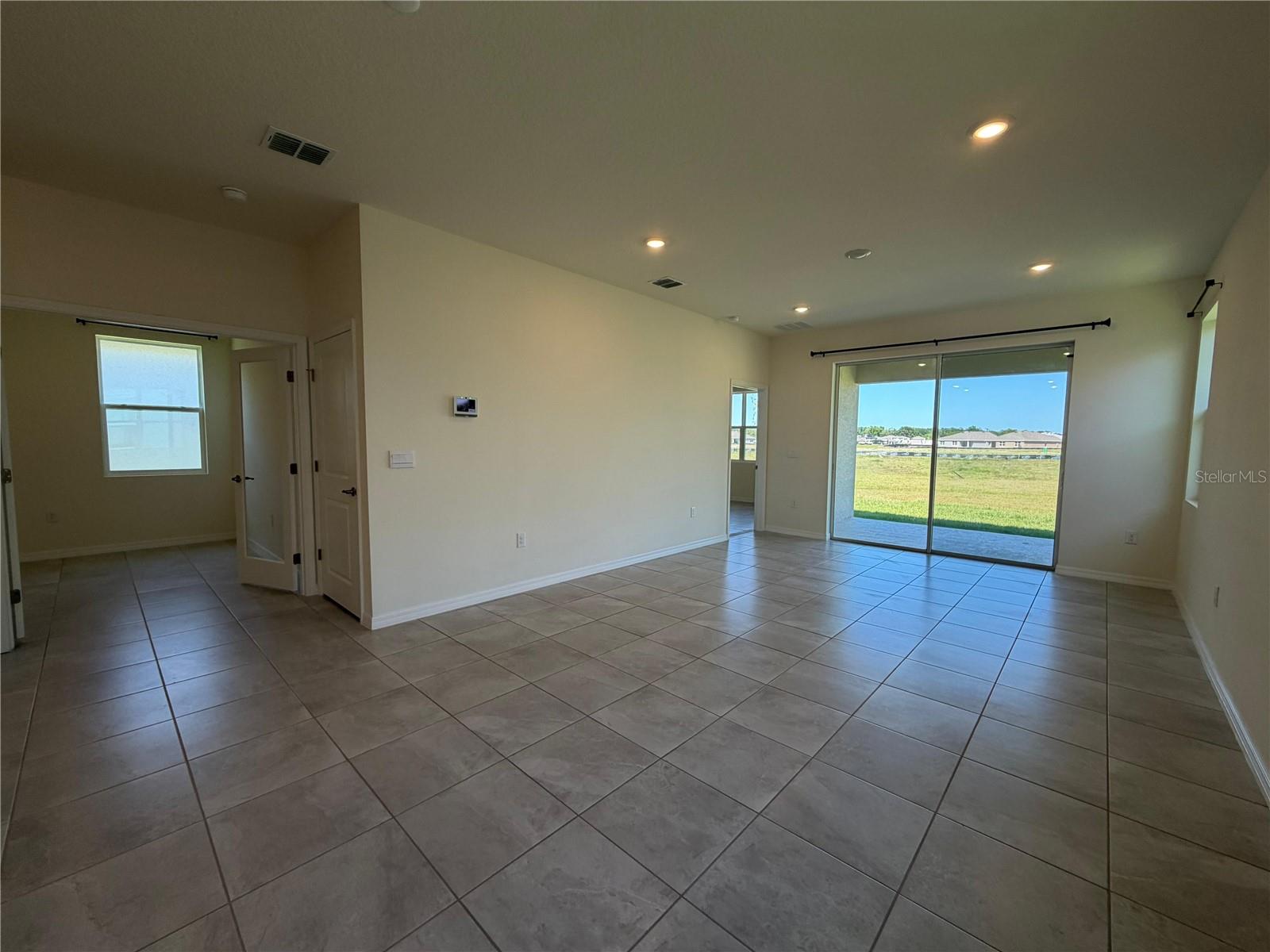 8589 PINECREST TRL, WILDWOOD, FL, 34785