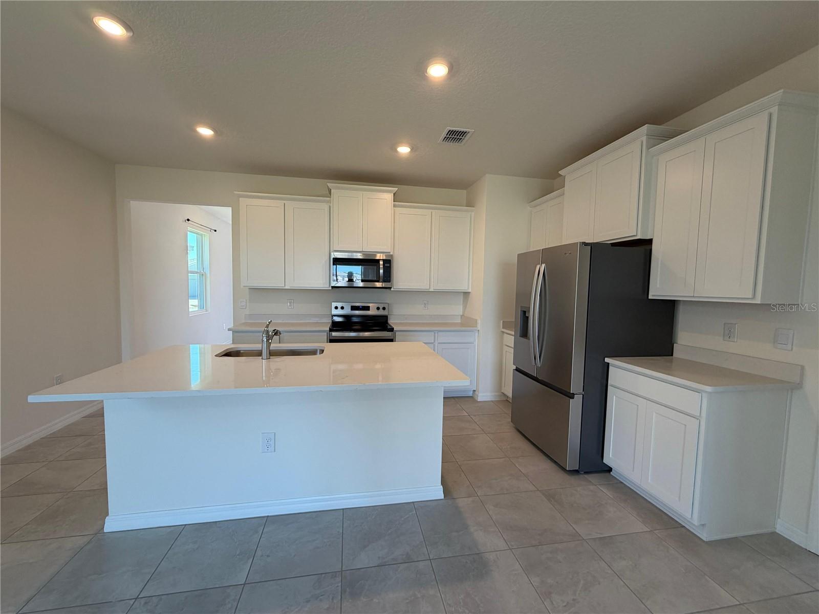 8589 PINECREST TRL, WILDWOOD, FL, 34785