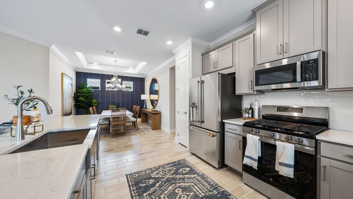 3943 IMMACOLATA WAY, WESLEY CHAPEL, FL, 33543