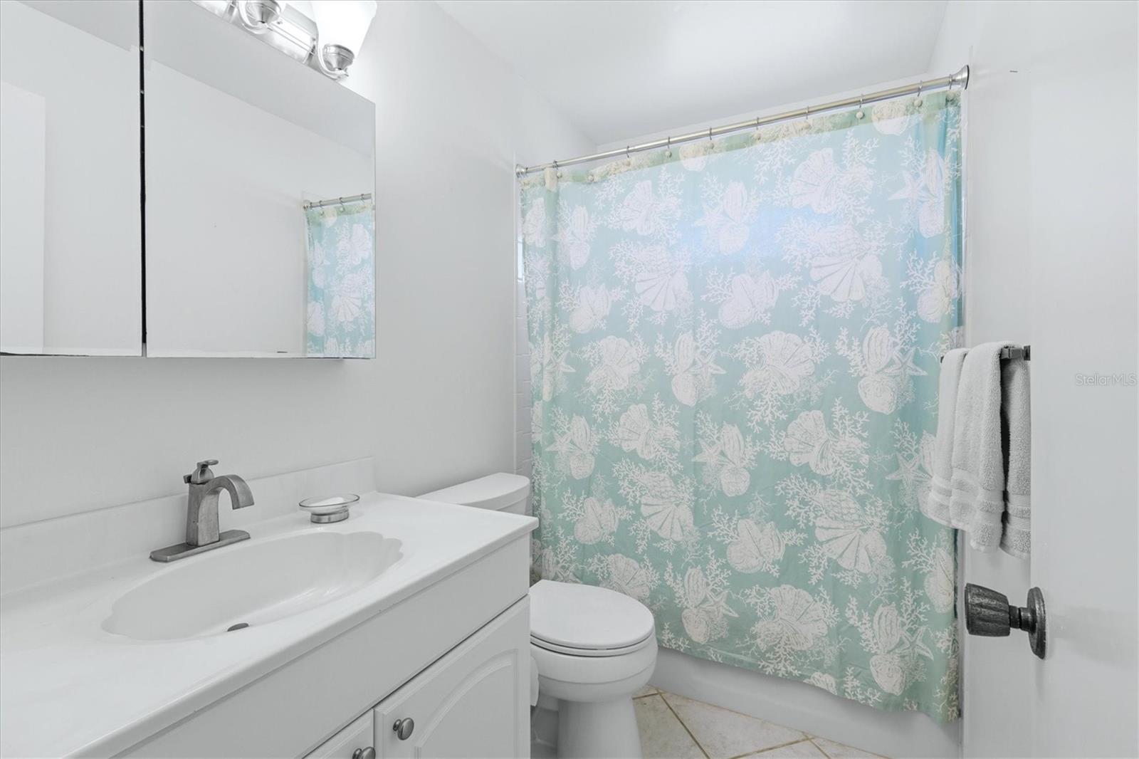 5887 TIDEWOOD AVE #2, SARASOTA, FL, 34231