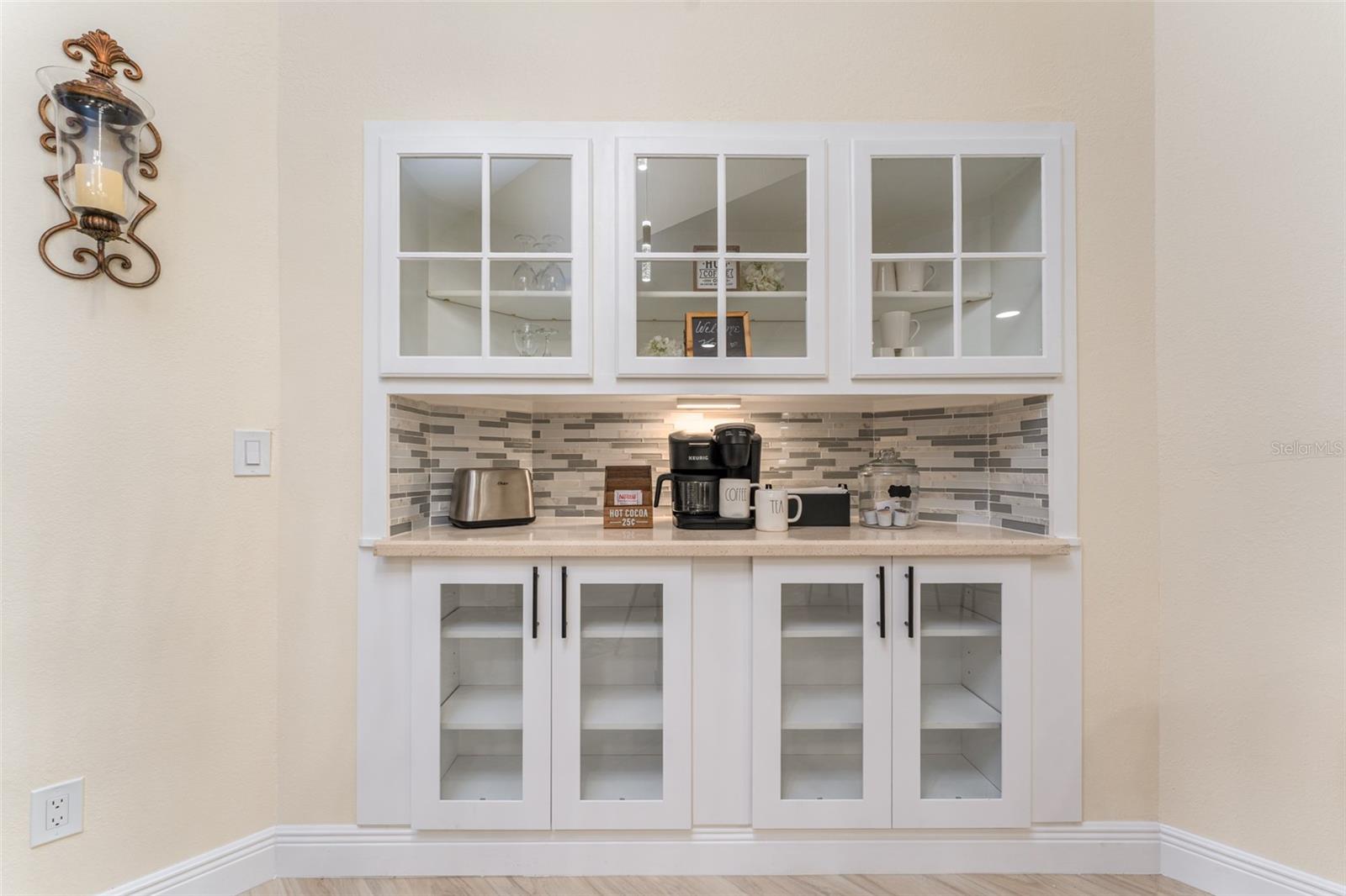 6151 SILVER OAKS DR, ZEPHYRHILLS, FL, 33542