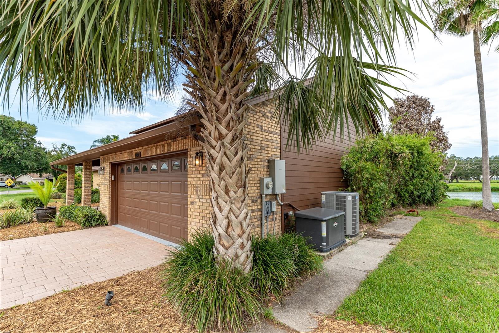 6151 SILVER OAKS DR, ZEPHYRHILLS, FL, 33542