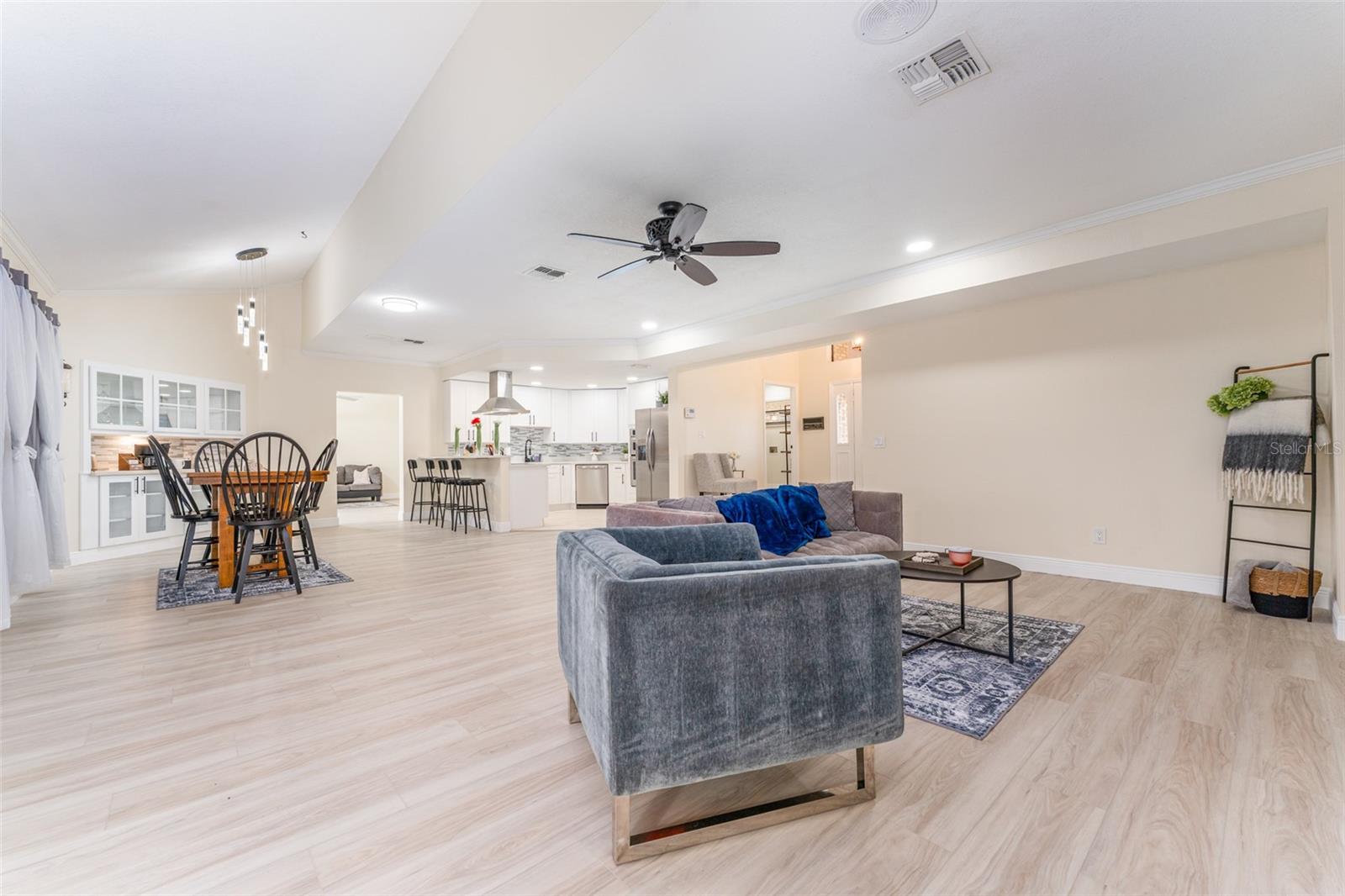 6151 SILVER OAKS DR, ZEPHYRHILLS, FL, 33542