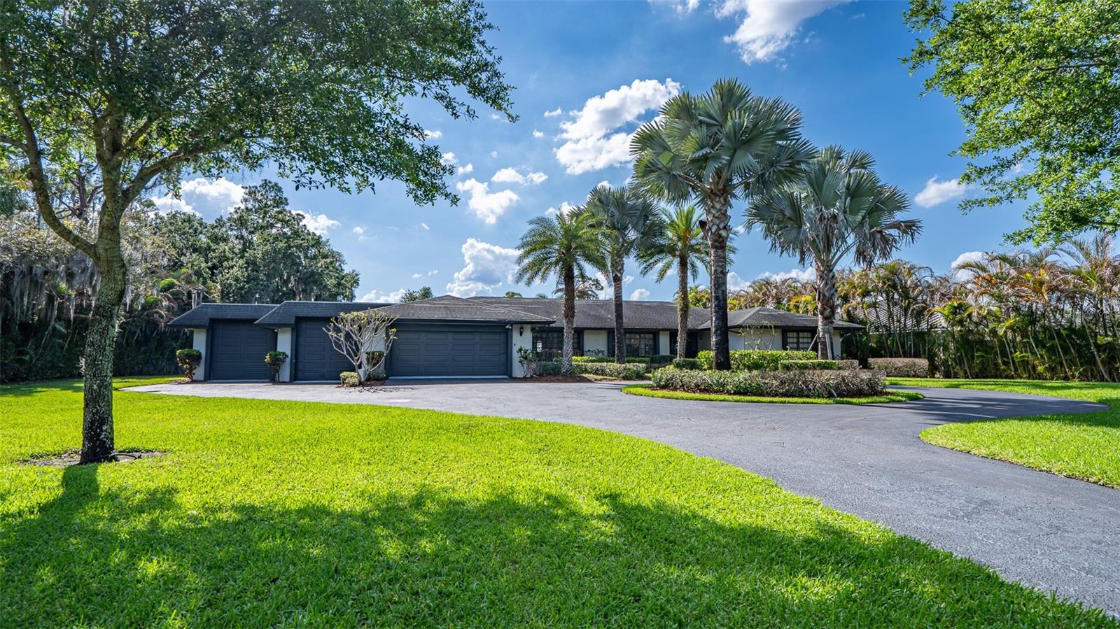 573 HOLMES AVE, LAKE PLACID, FL, 33852