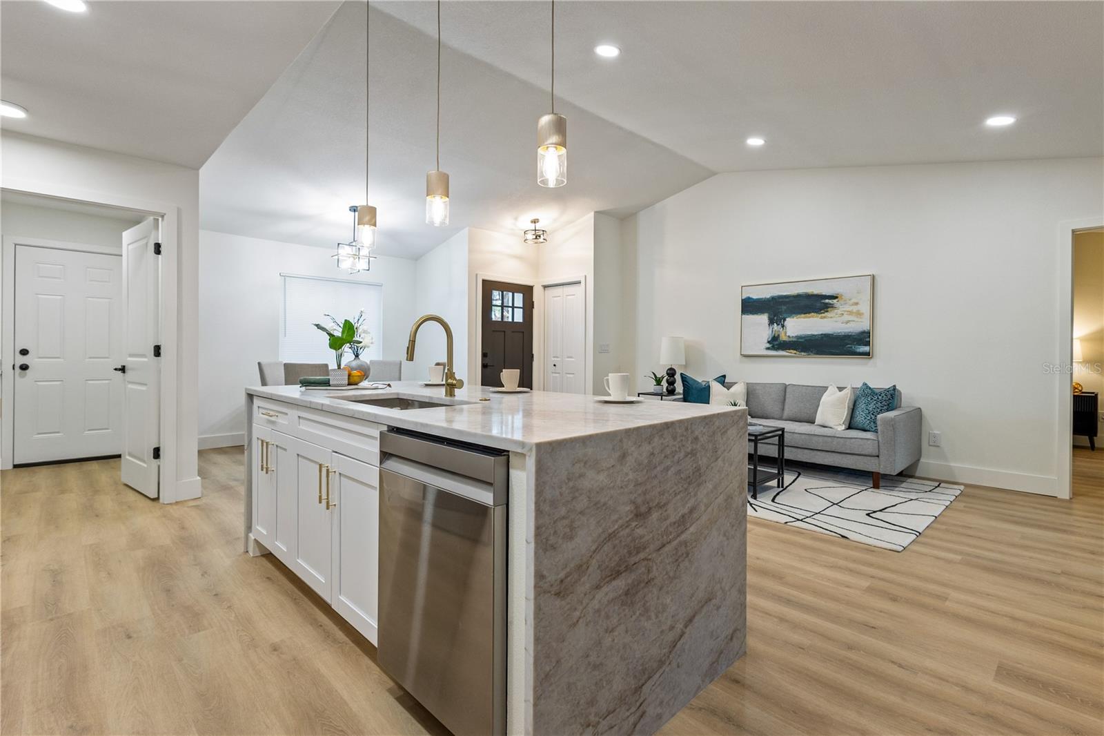 2173 CYPRESS POINT DR N, CLEARWATER, FL, 33763