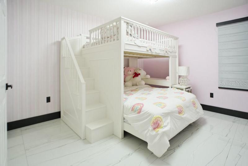 2043 RAINIER DR, KISSIMMEE, FL, 34746