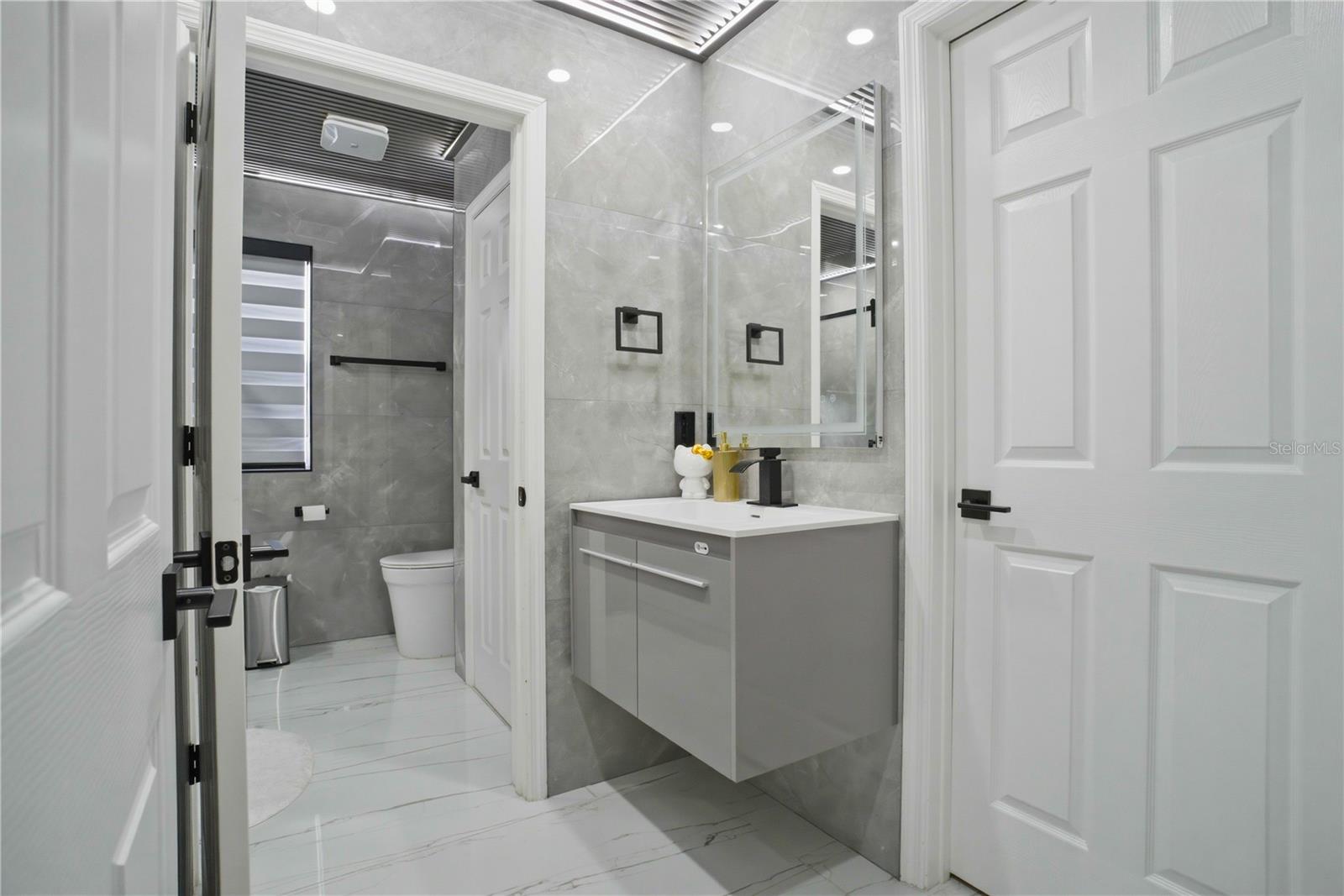 2043 RAINIER DR, KISSIMMEE, FL, 34746