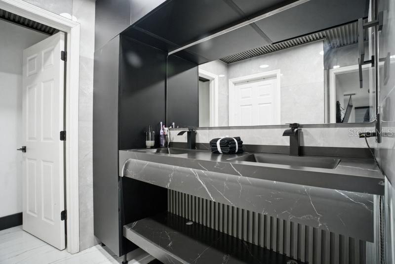 2043 RAINIER DR, KISSIMMEE, FL, 34746