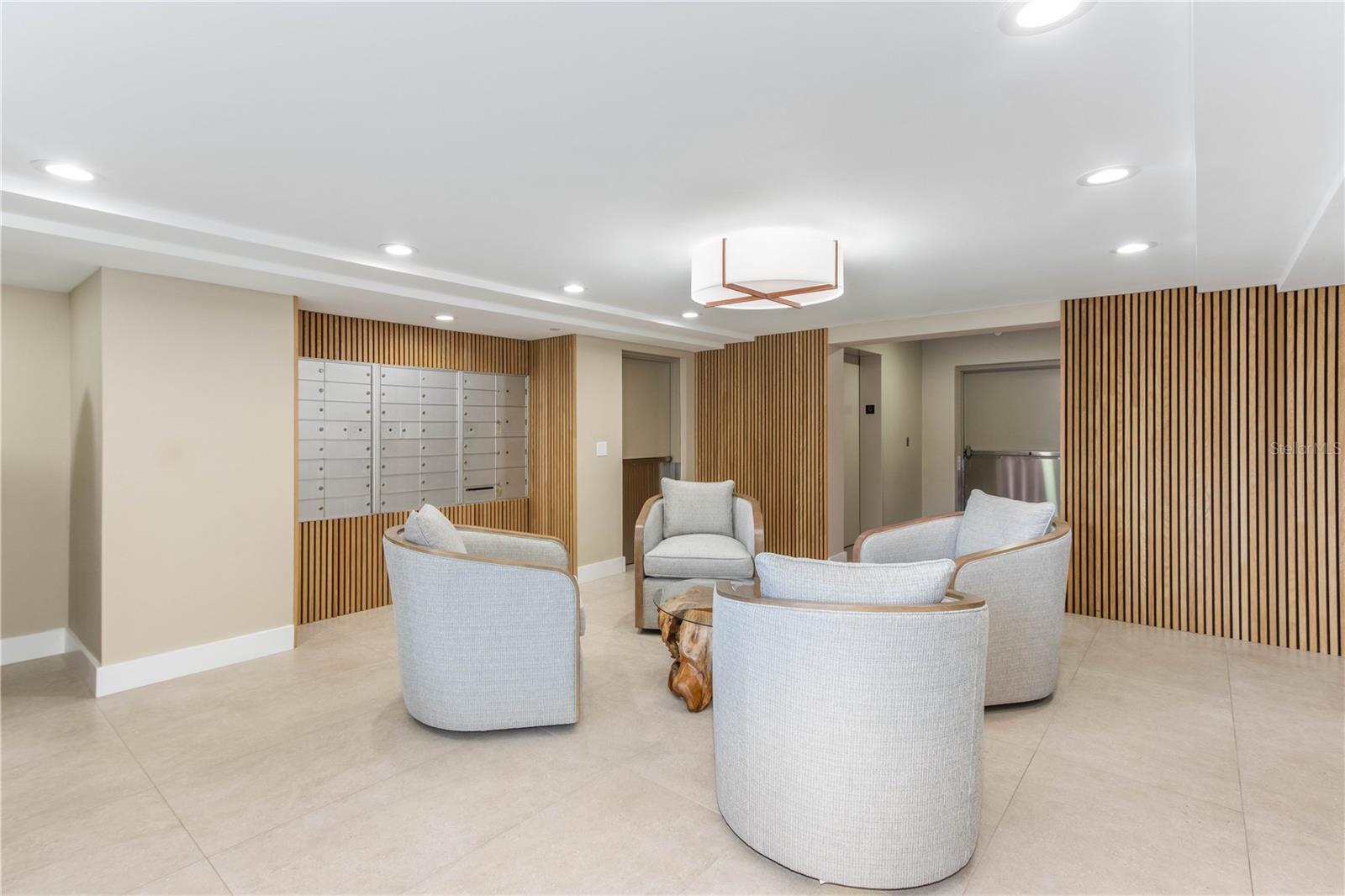 670 ISLAND WAY #501, CLEARWATER BEACH, FL, 33767