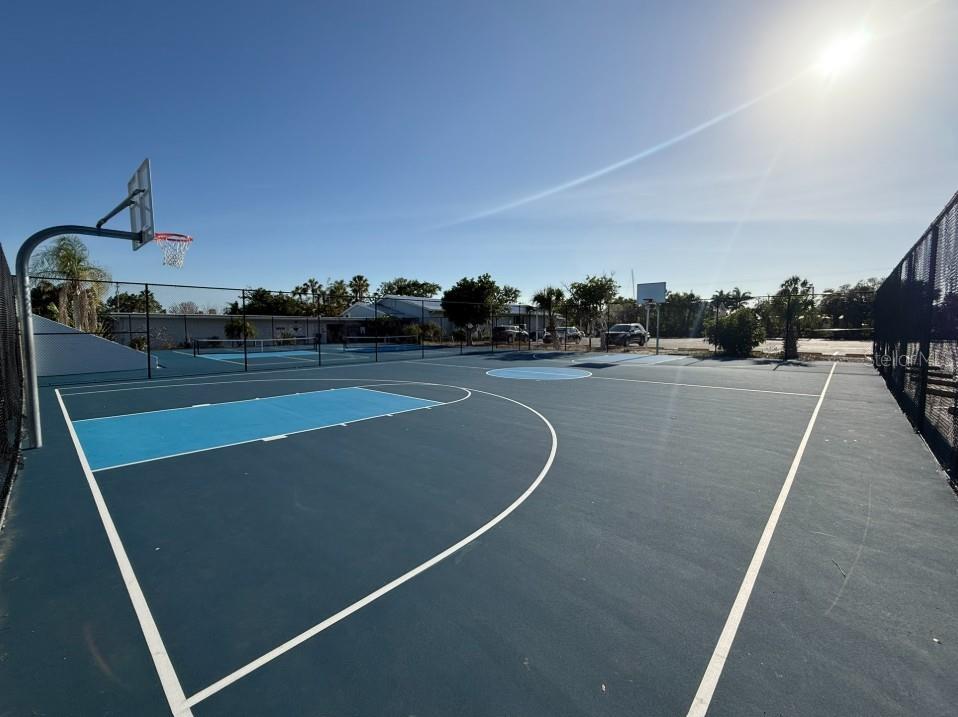 6631 RENSSALAER DR, BRADENTON, FL, 34207