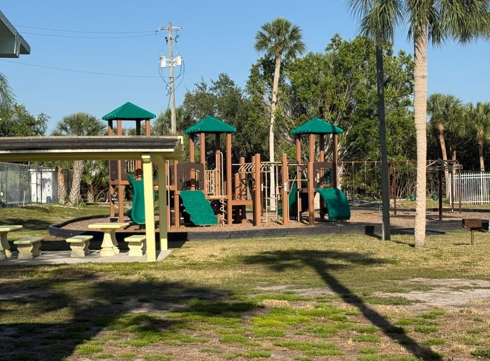 6631 RENSSALAER DR, BRADENTON, FL, 34207