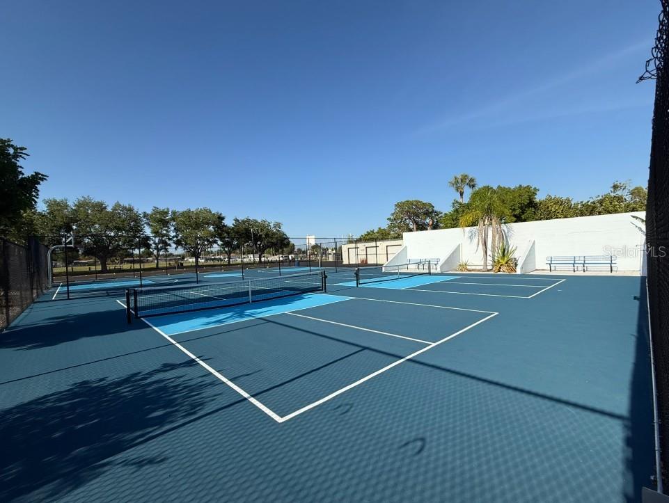 6631 RENSSALAER DR, BRADENTON, FL, 34207