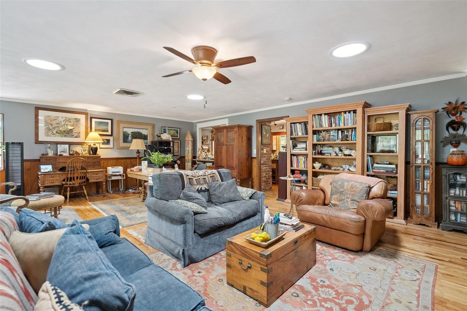 295 FRANCES CIR, ALTAMONTE SPRINGS, FL, 32701