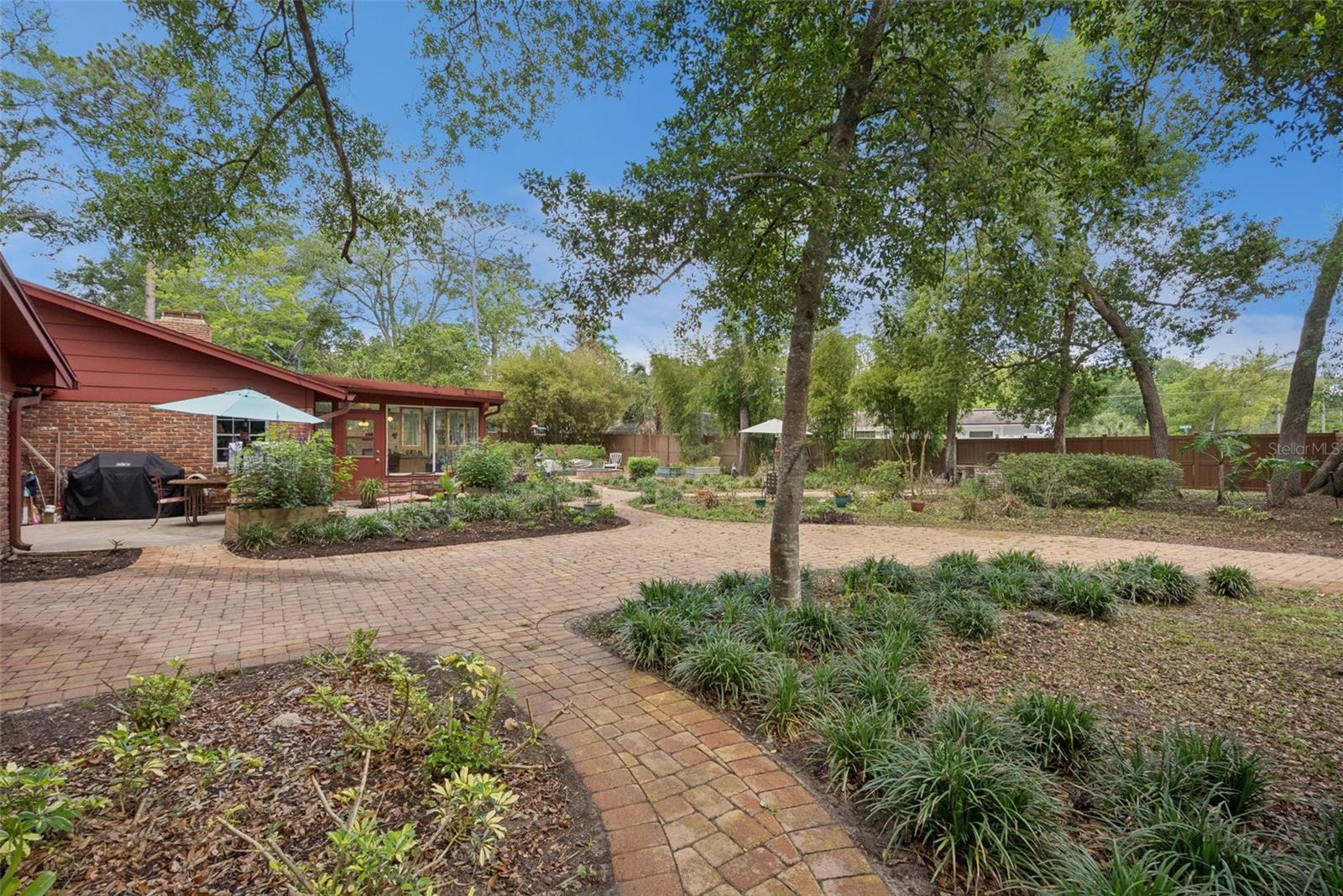 295 FRANCES CIR, ALTAMONTE SPRINGS, FL, 32701