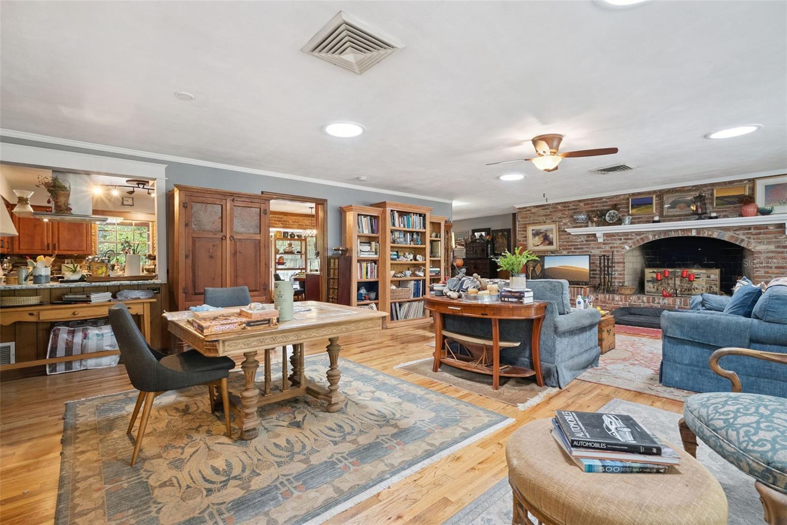 295 FRANCES CIR, ALTAMONTE SPRINGS, FL, 32701