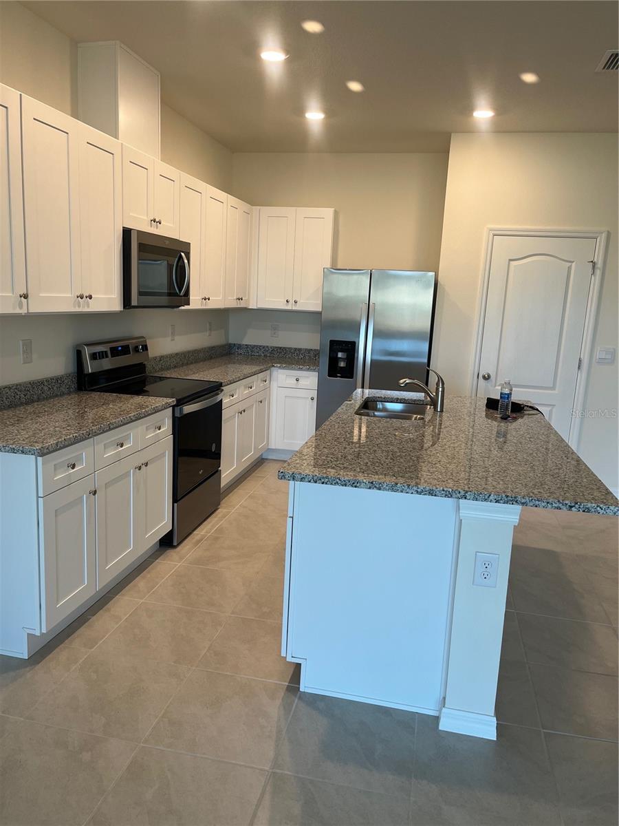 1242 LIDO DR, HOWEY IN THE HILLS, FL, 34737