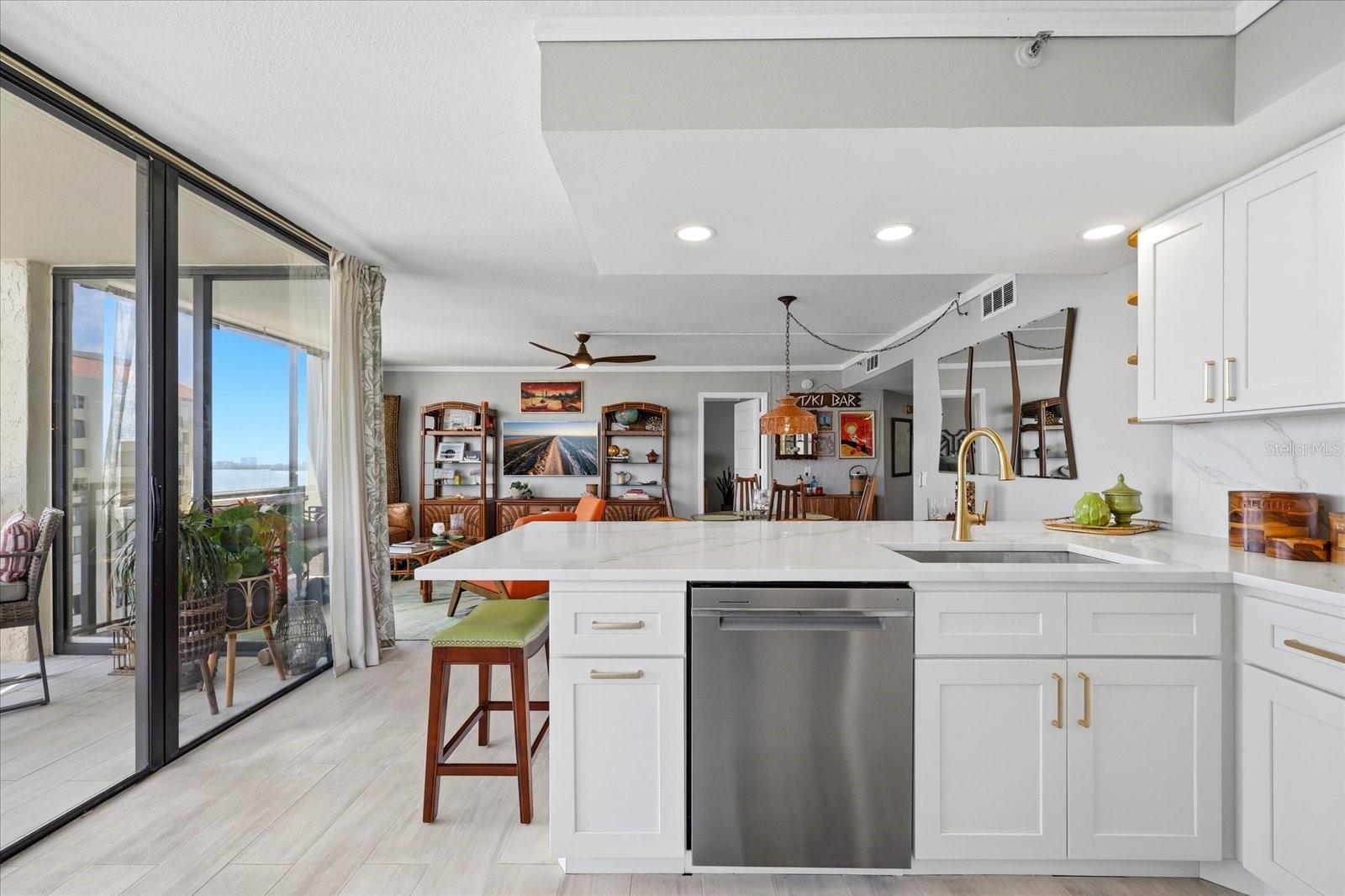 6372 PALMA DEL MAR BLVD S #1006, ST PETERSBURG, FL, 33715