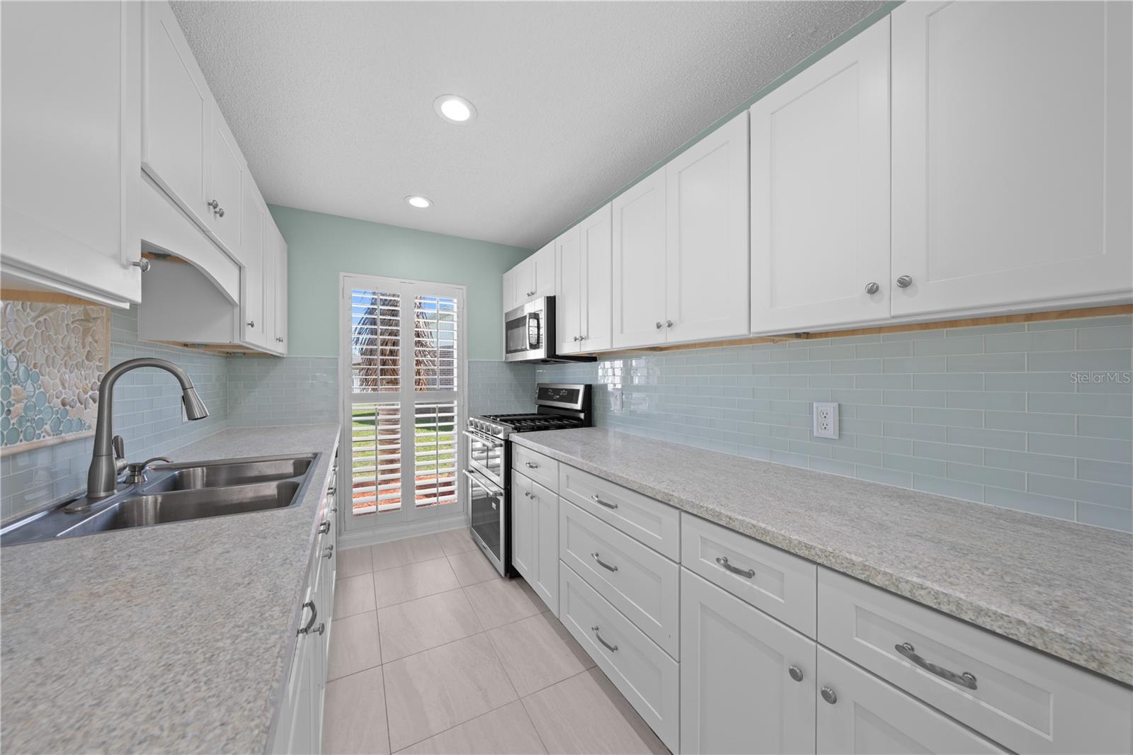 683 JOHN HANCOCK LN, WEST MELBOURNE, FL, 32904