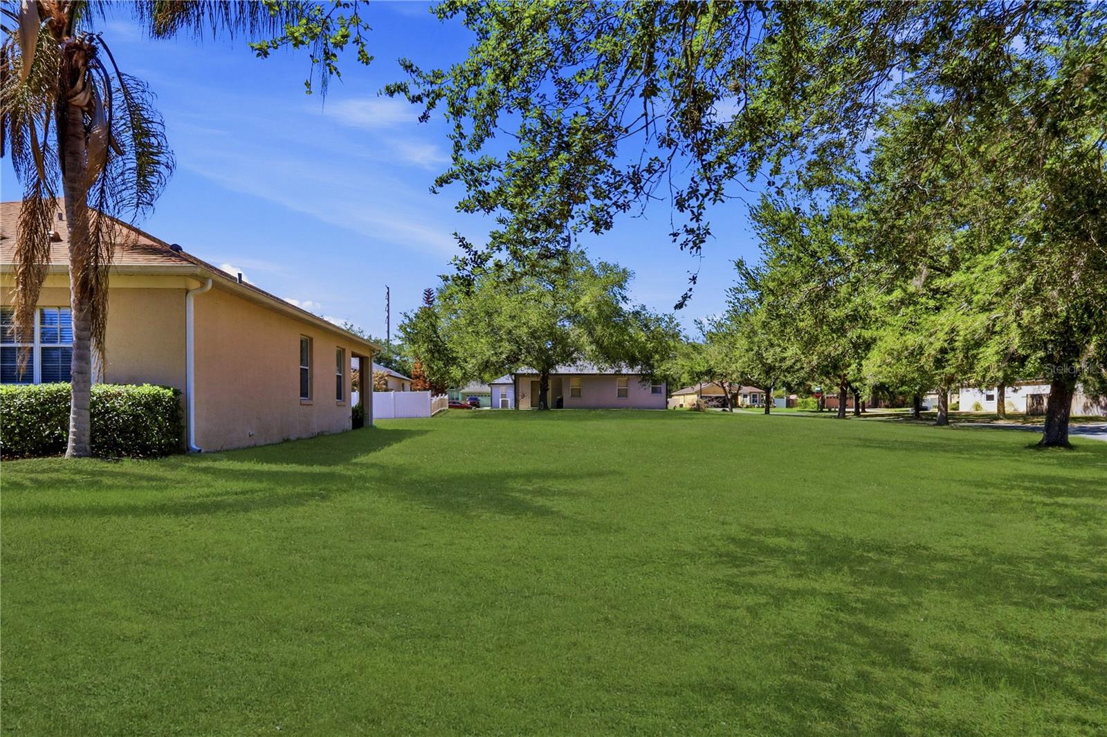 12929 REGIMENT DR, GRAND ISLAND, FL, 32735