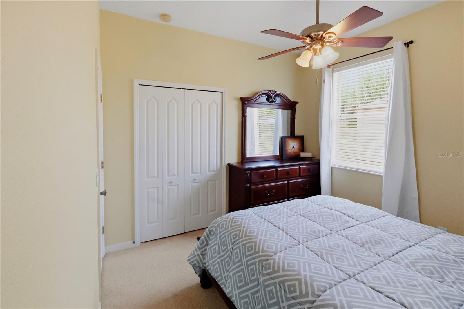 12929 REGIMENT DR, GRAND ISLAND, FL, 32735