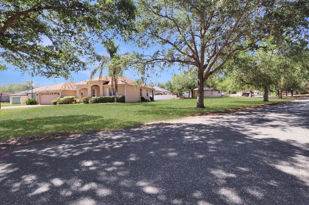 12929 REGIMENT DR, GRAND ISLAND, FL, 32735