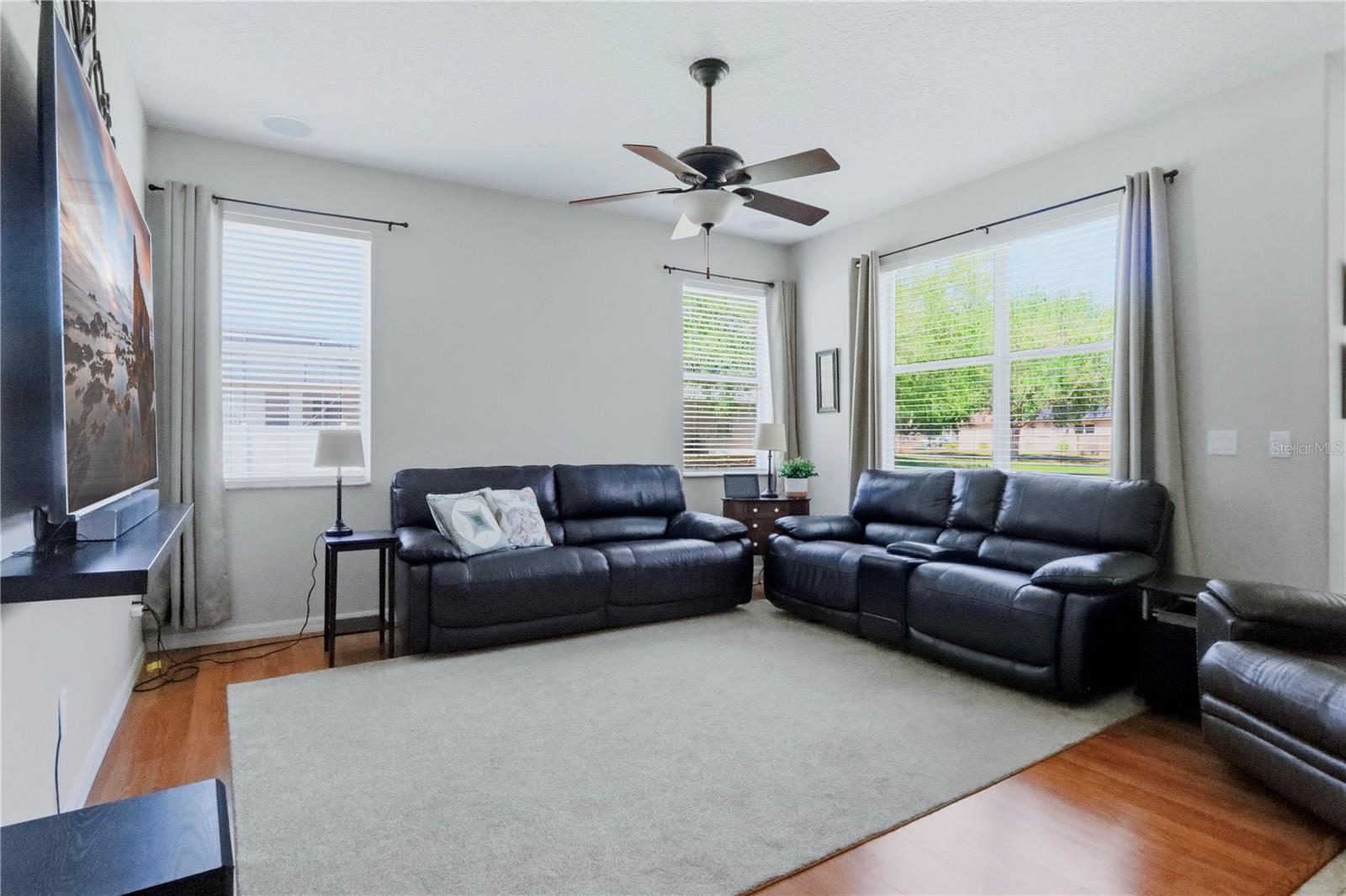 12929 REGIMENT DR, GRAND ISLAND, FL, 32735