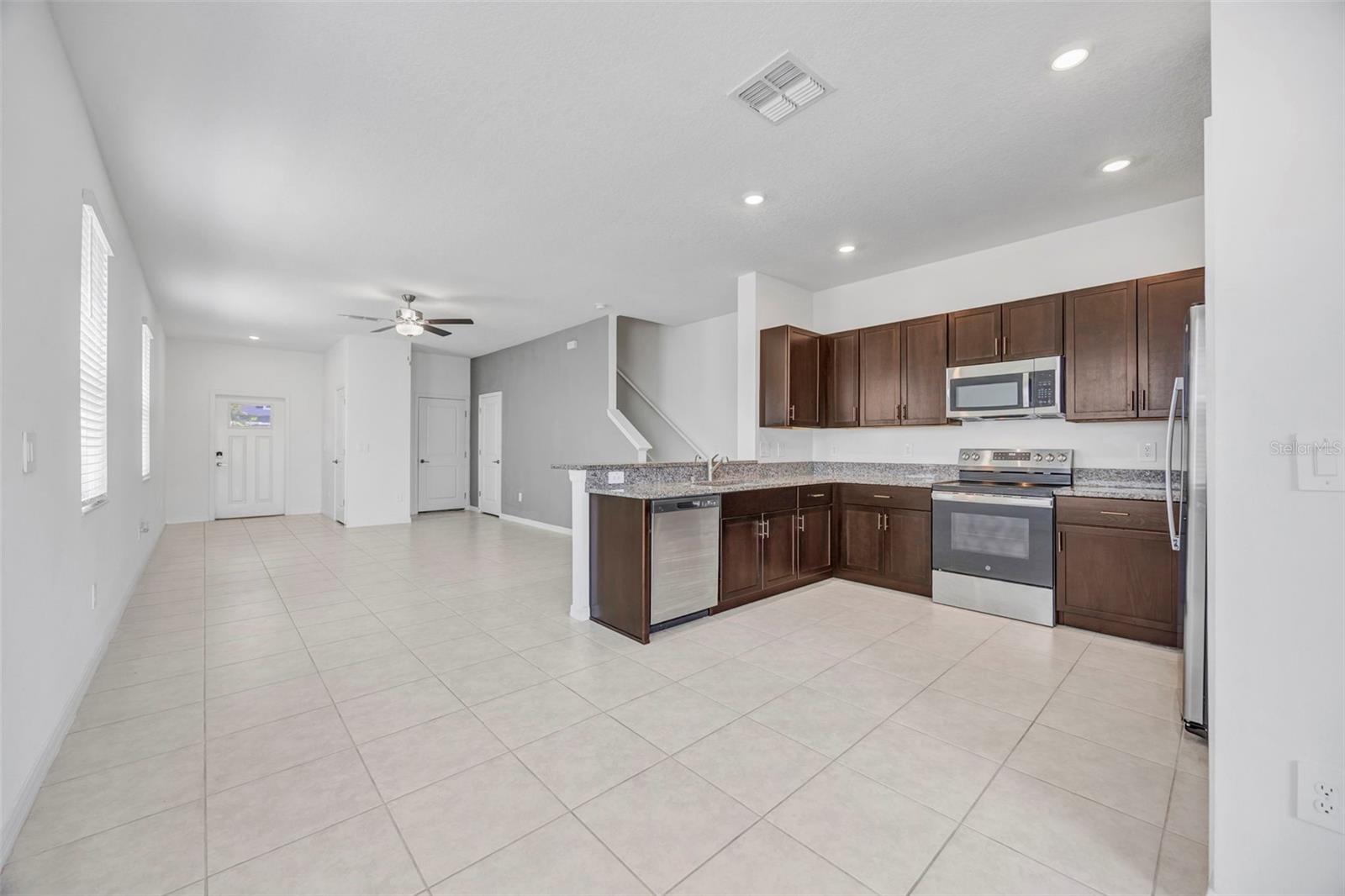 2524 SUNRAY VENUS WAY, RUSKIN, FL, 33570