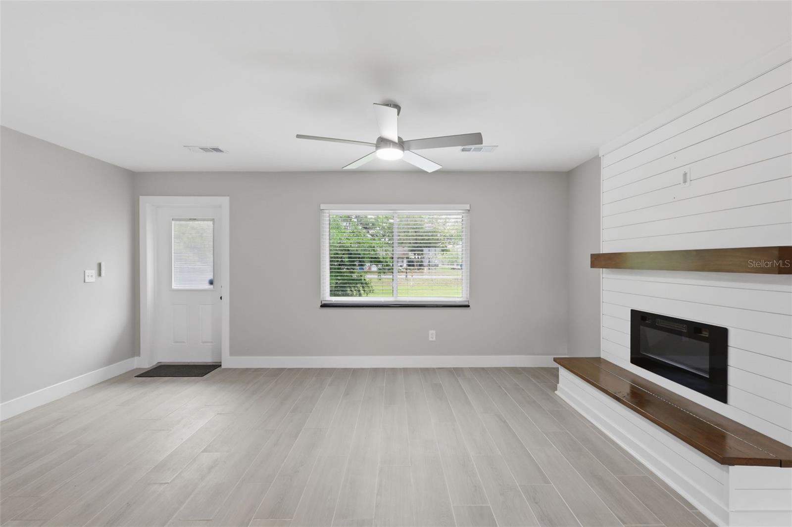 550 E MINNESOTA AVE, ORANGE CITY, FL, 32763